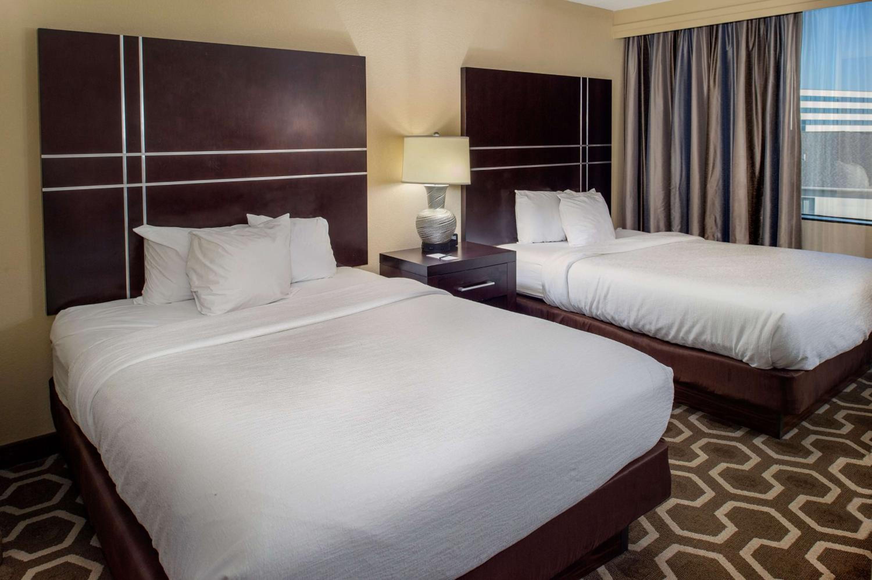 Queen Suite with Two Queen Beds - Photo 1