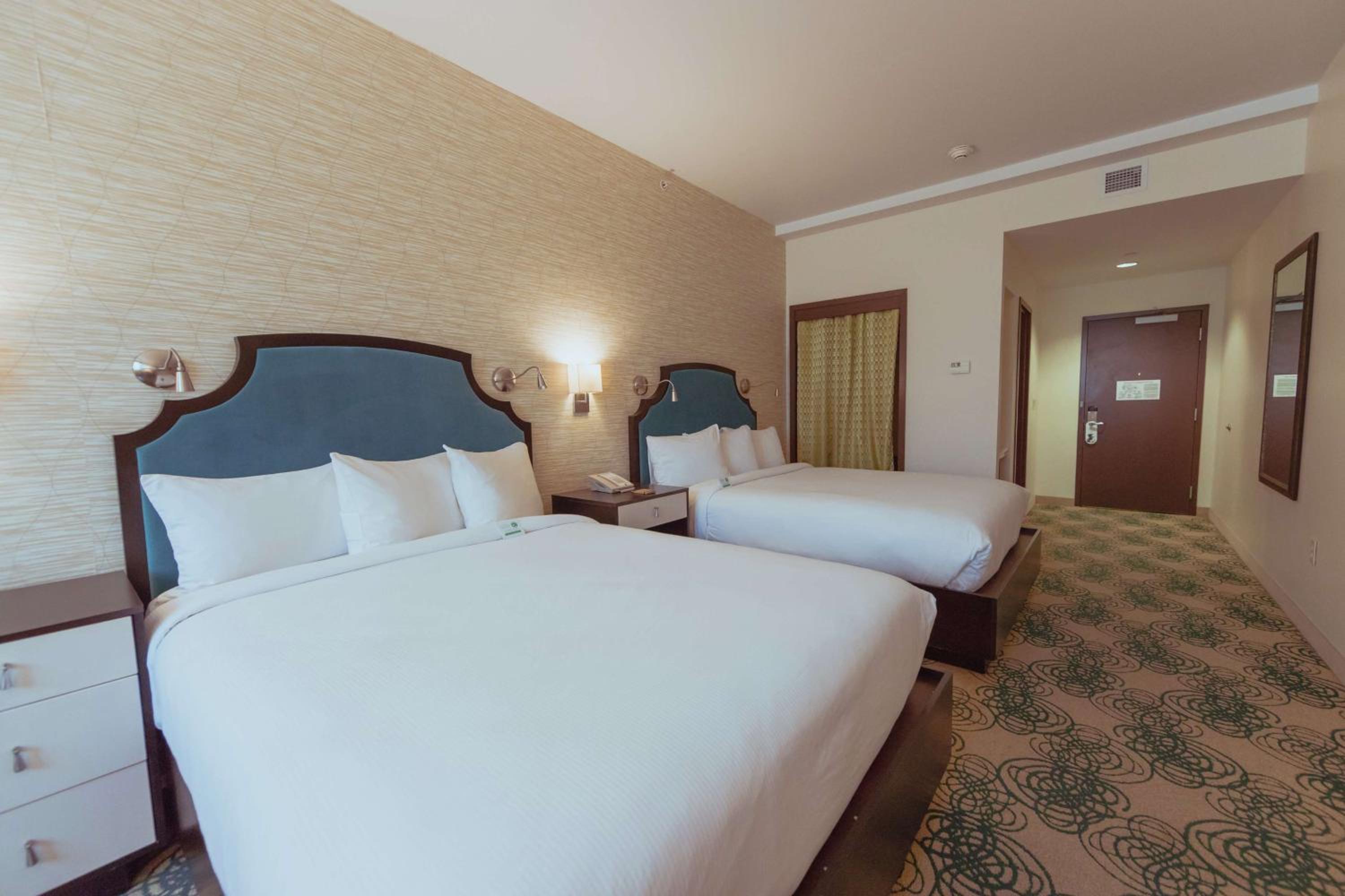 Queen Room with Two Queen Beds - Photo 1