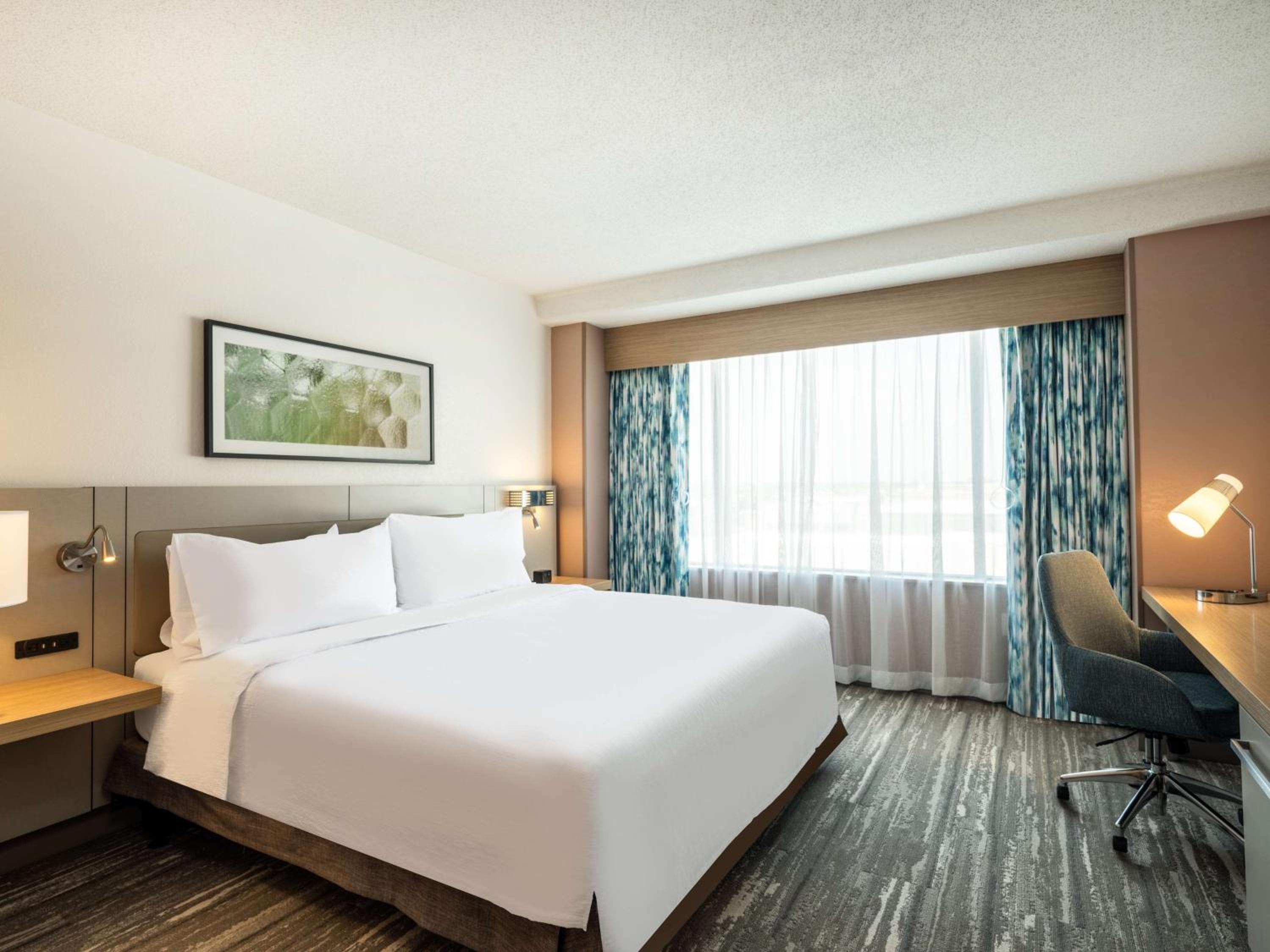 King Room with River View - Photo 1