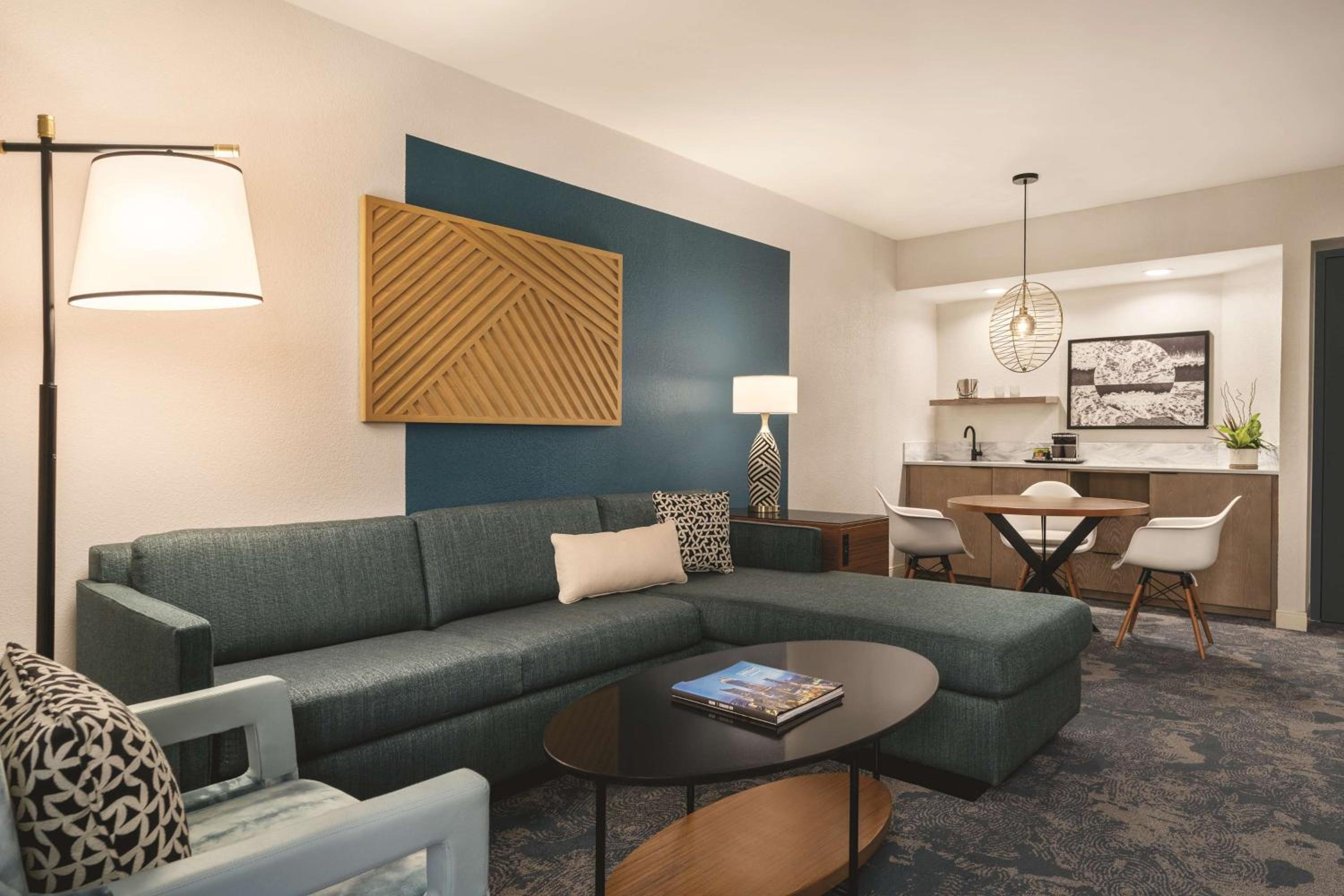 King Suite with Sofa Bed - Photo 2