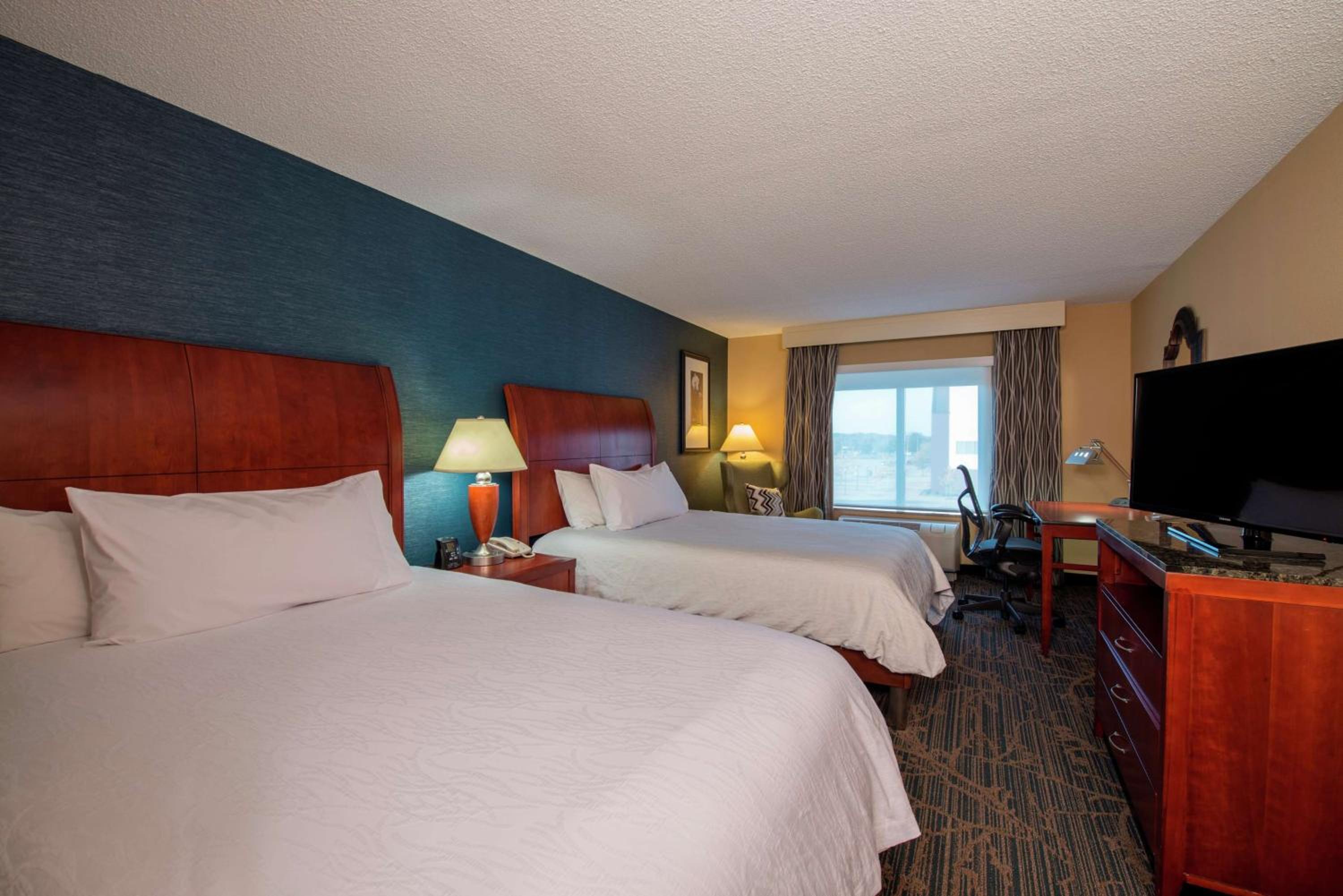 Queen Room with Two Queen Beds - Photo 1