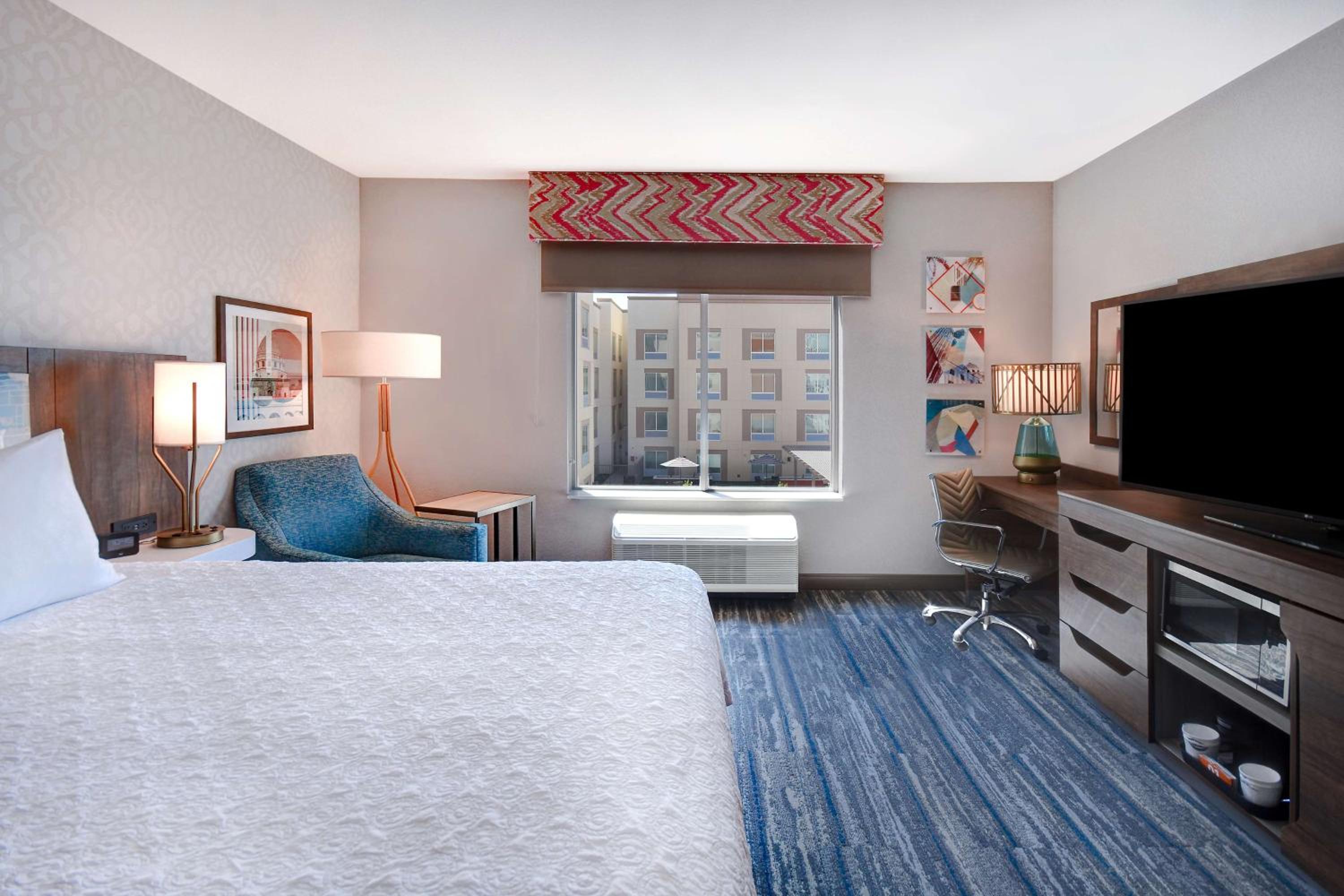 King Room with Courtyard View - Photo 1