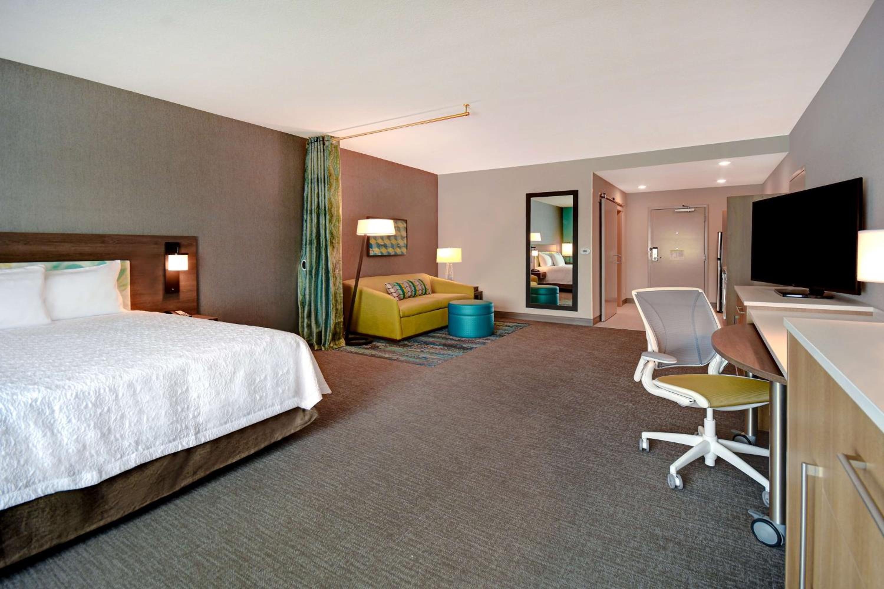 King Studio Suite - Hearing Access/Non-Smoking - Photo 5