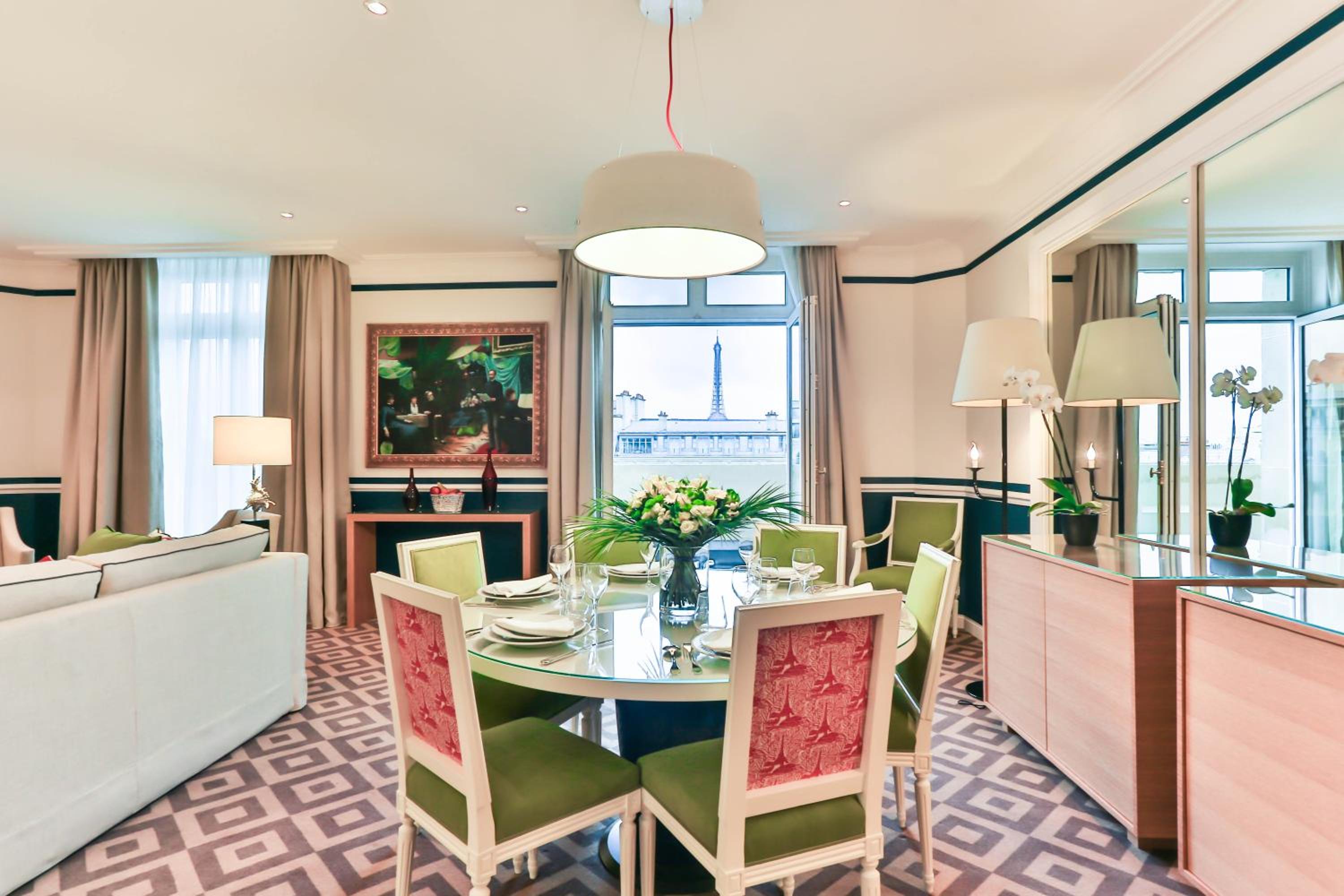 Presidential Suite thumbnail 5