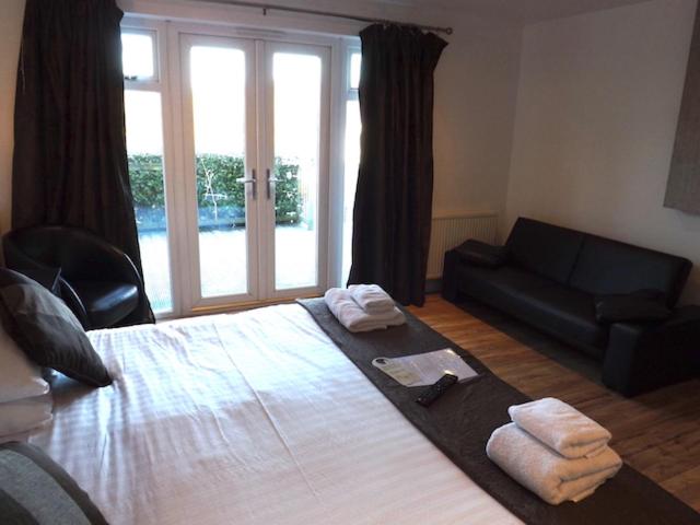 King or Family Room with Loch View Pet Friendly