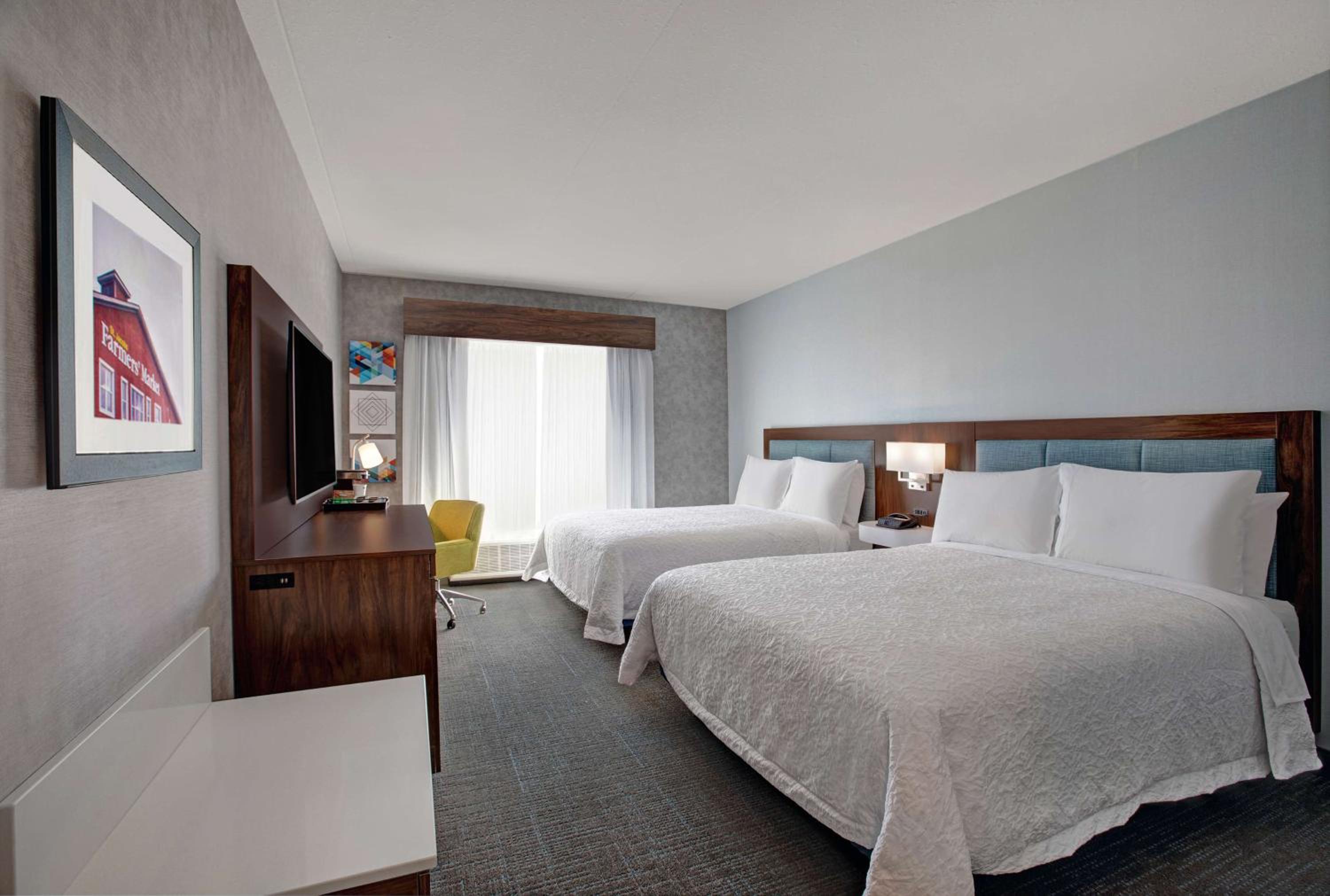 Queen Room with Two Queen Beds - Photo 1