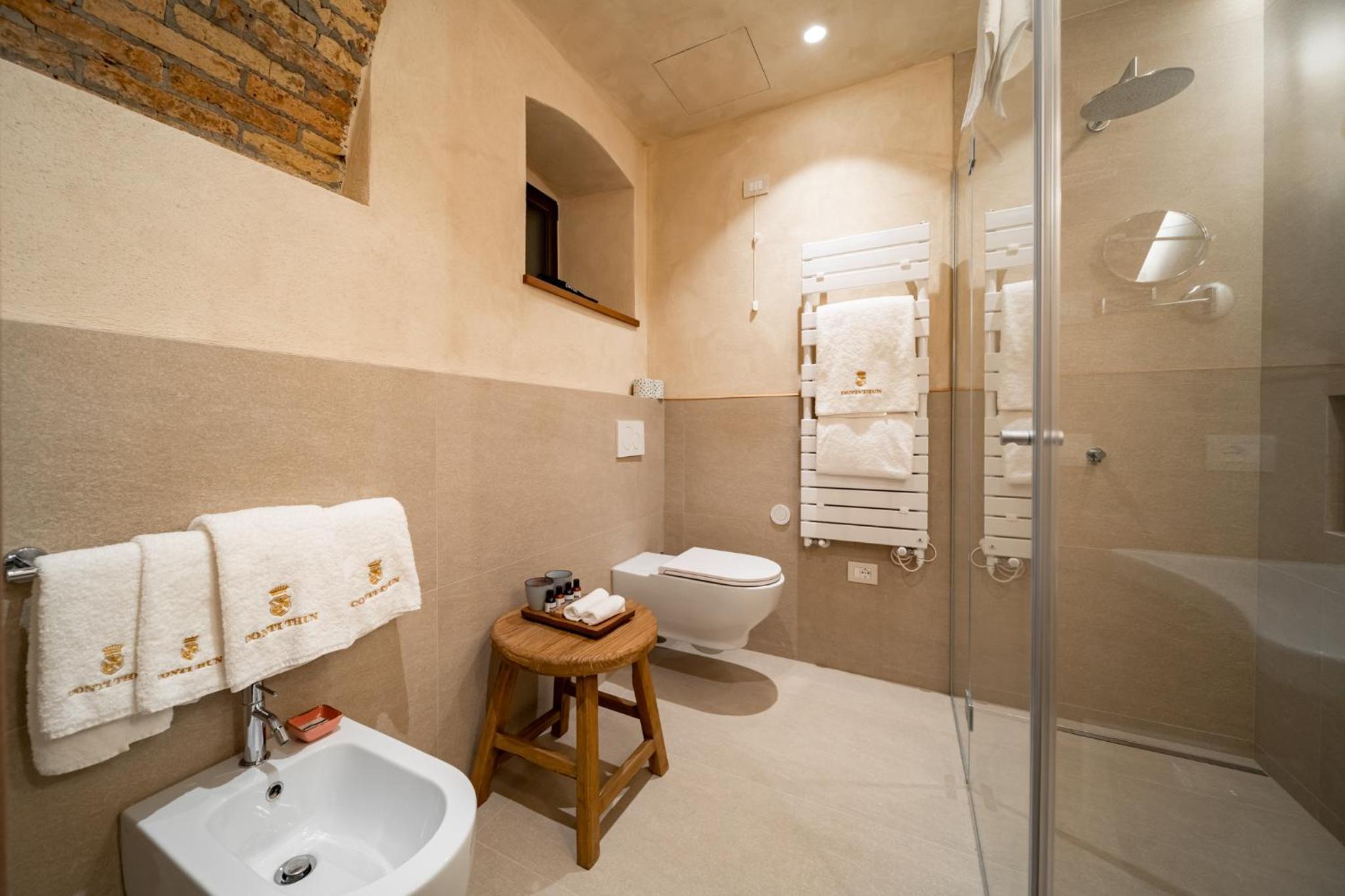 Double or Twin Room with Terrace - Photo 4