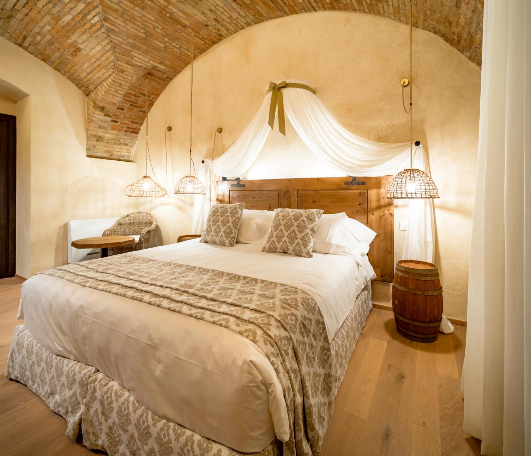 Double or Twin Room with Terrace - Photo 1