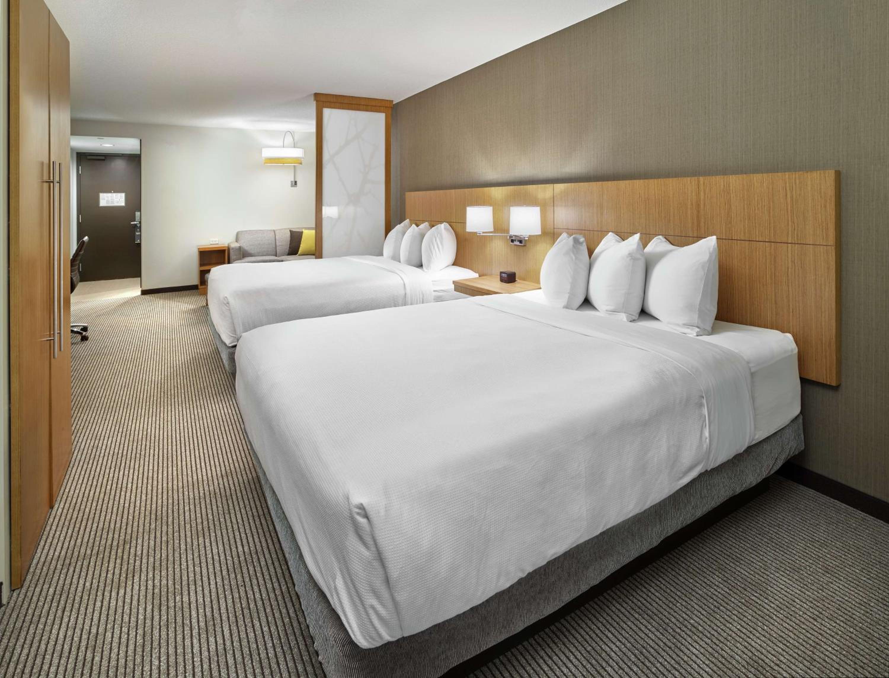 Queen Room with Two Queen Beds and Sofa Bed