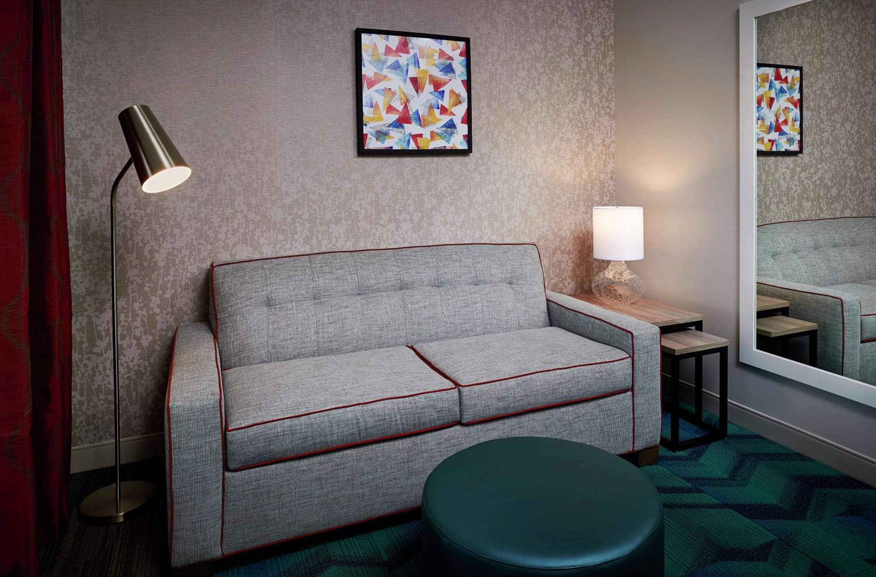 King Studio Suite - Non-Smoking - Photo 1