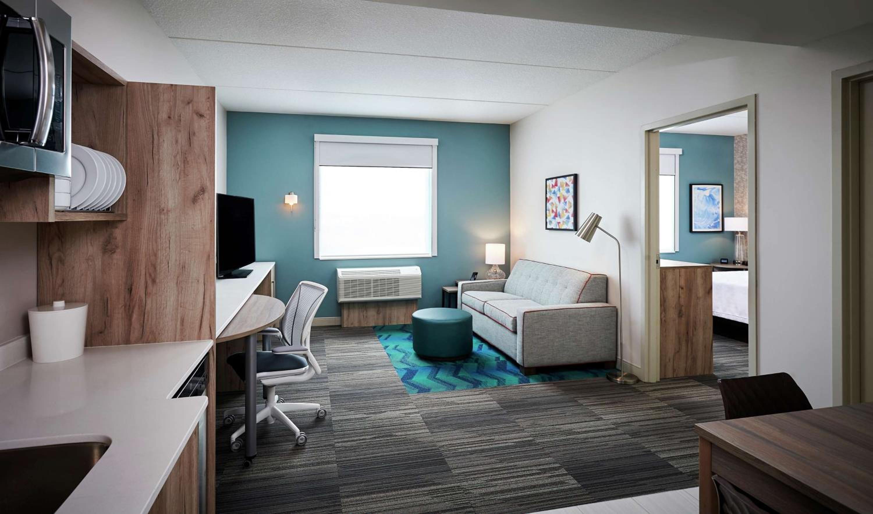 One-Bedroom King Suite - Non-Smoking - Photo 3