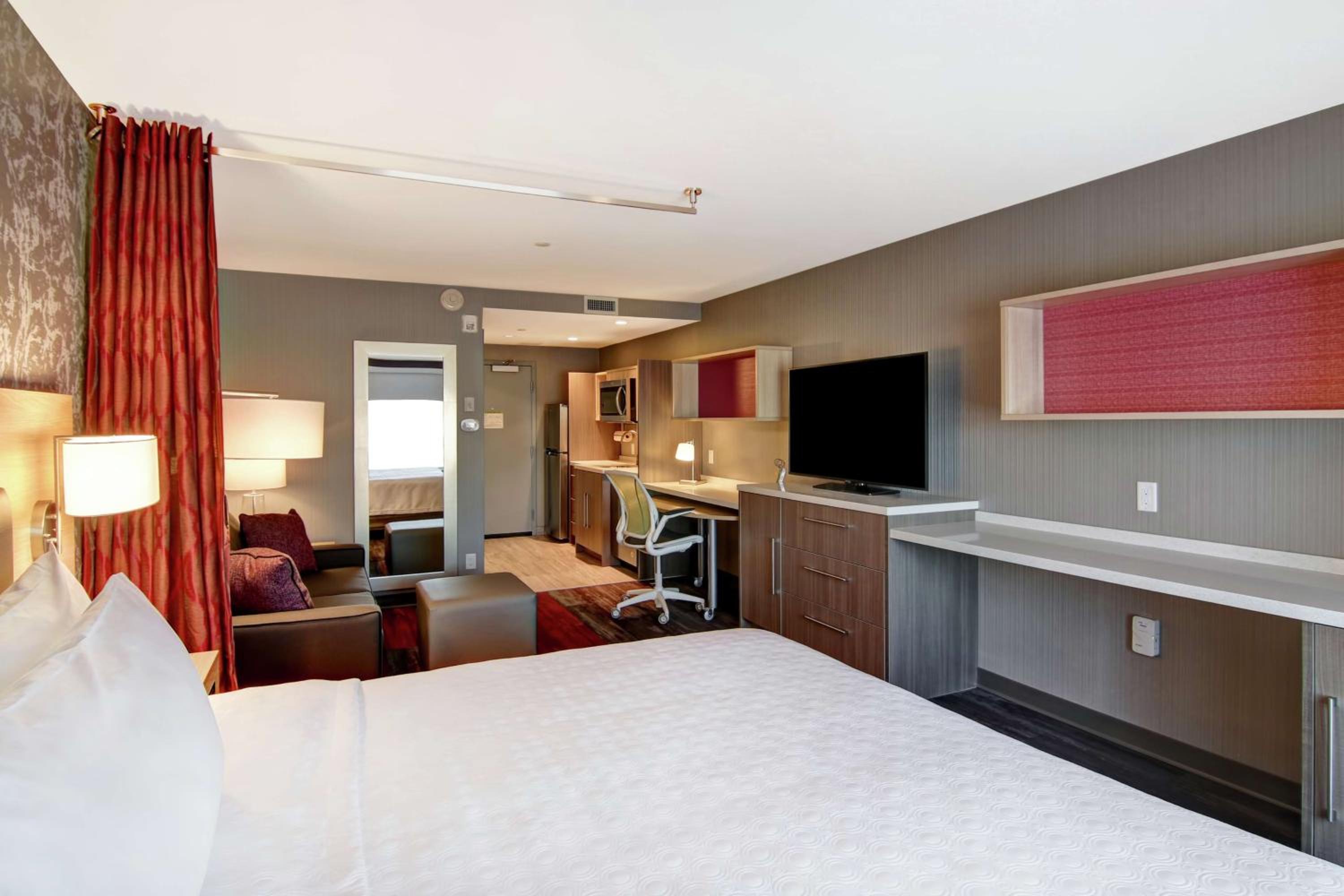 Available room