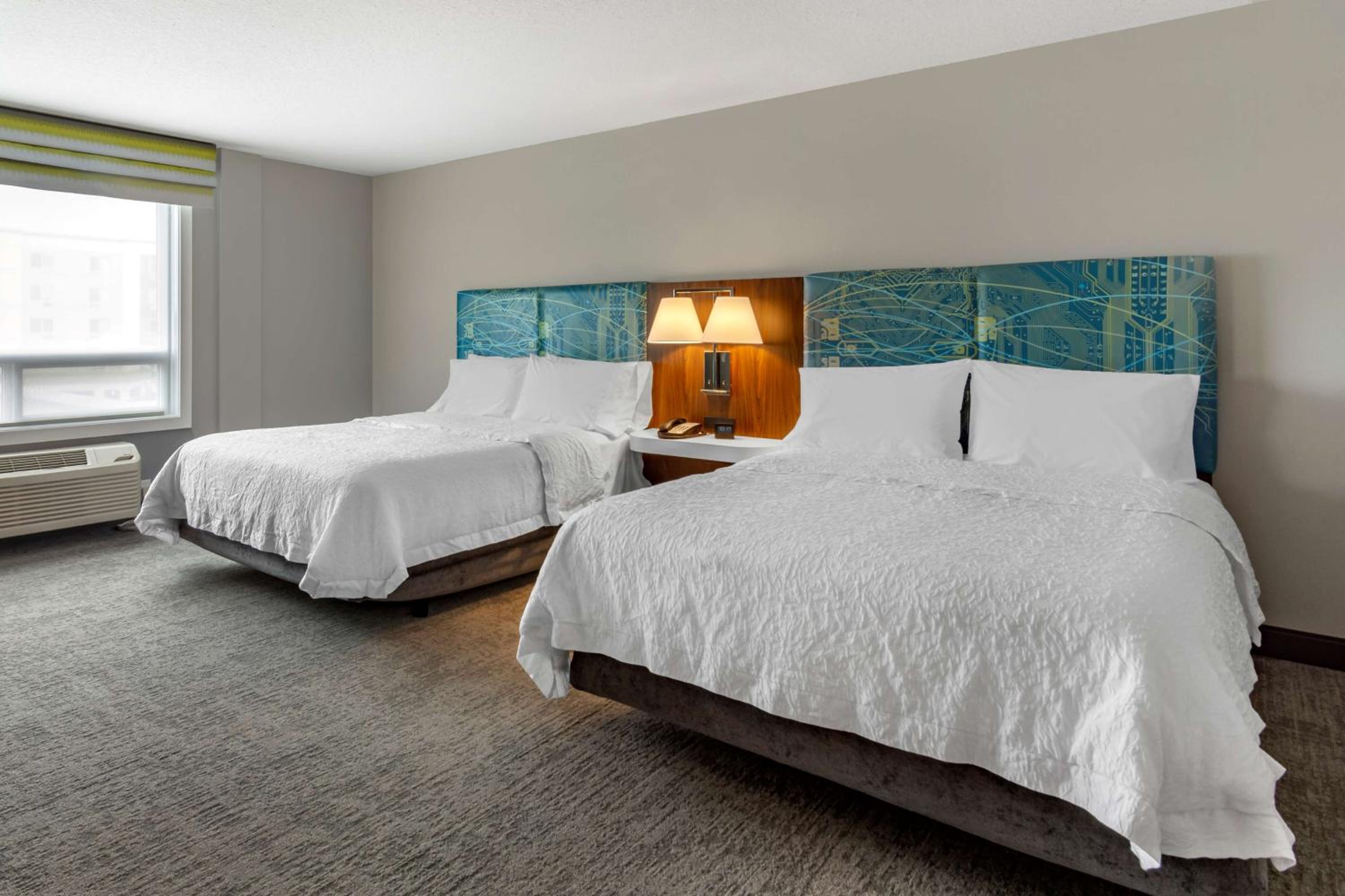 Queen Room with Two Queen Beds - Disability Access/Non-Smoking - Photo 2