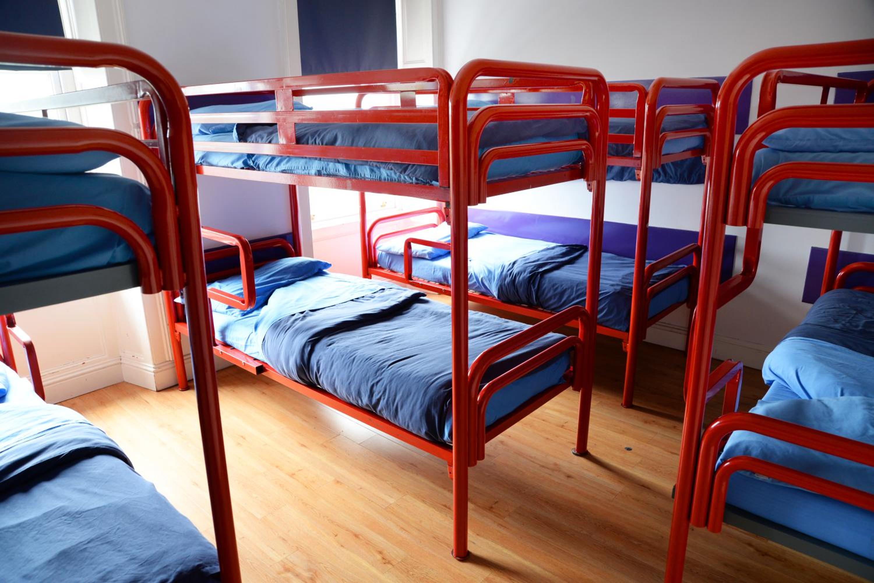 Bed in 6-Bed Dorm with Bathroom photo 1