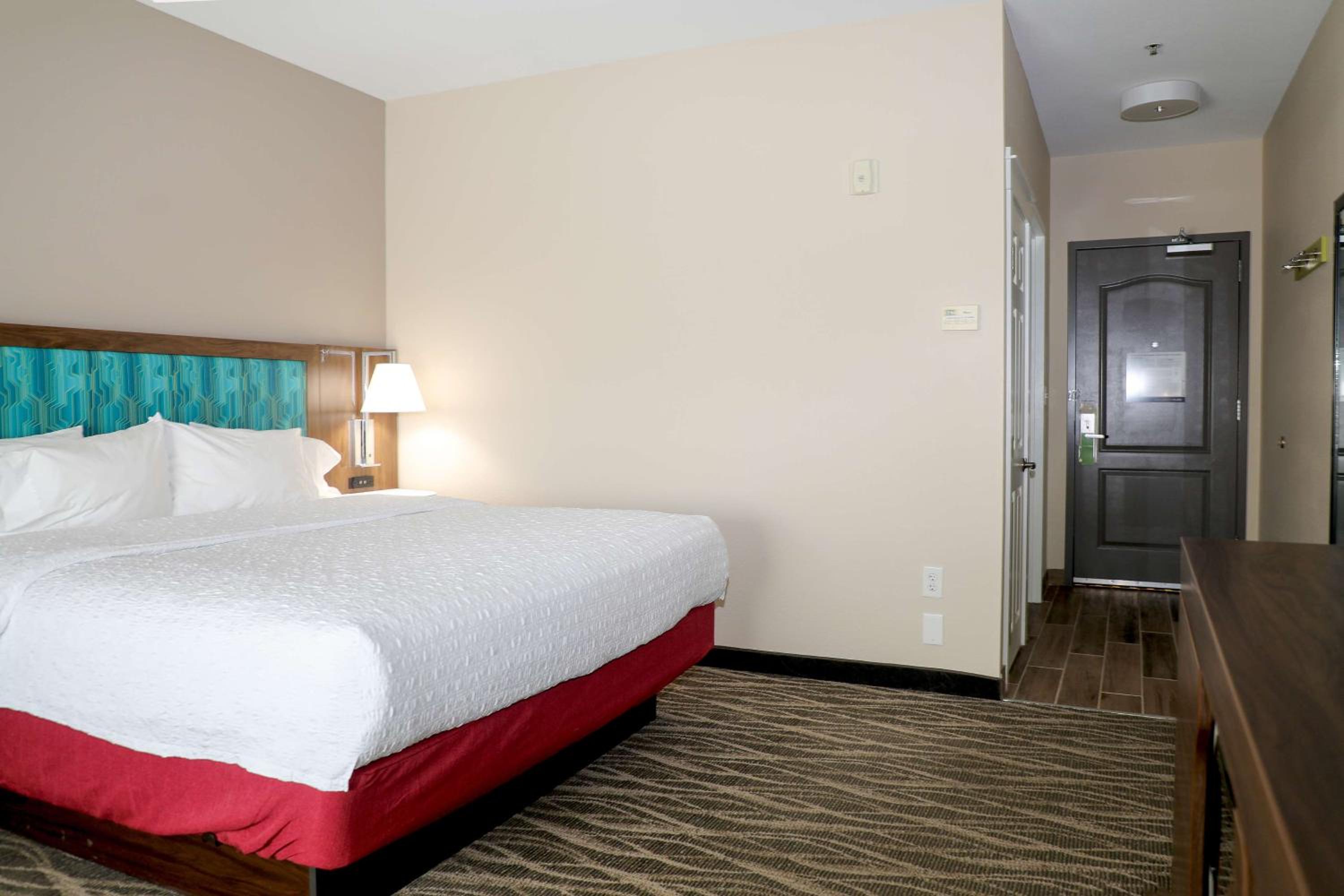 King Room - Hearing Access/Non-Smoking