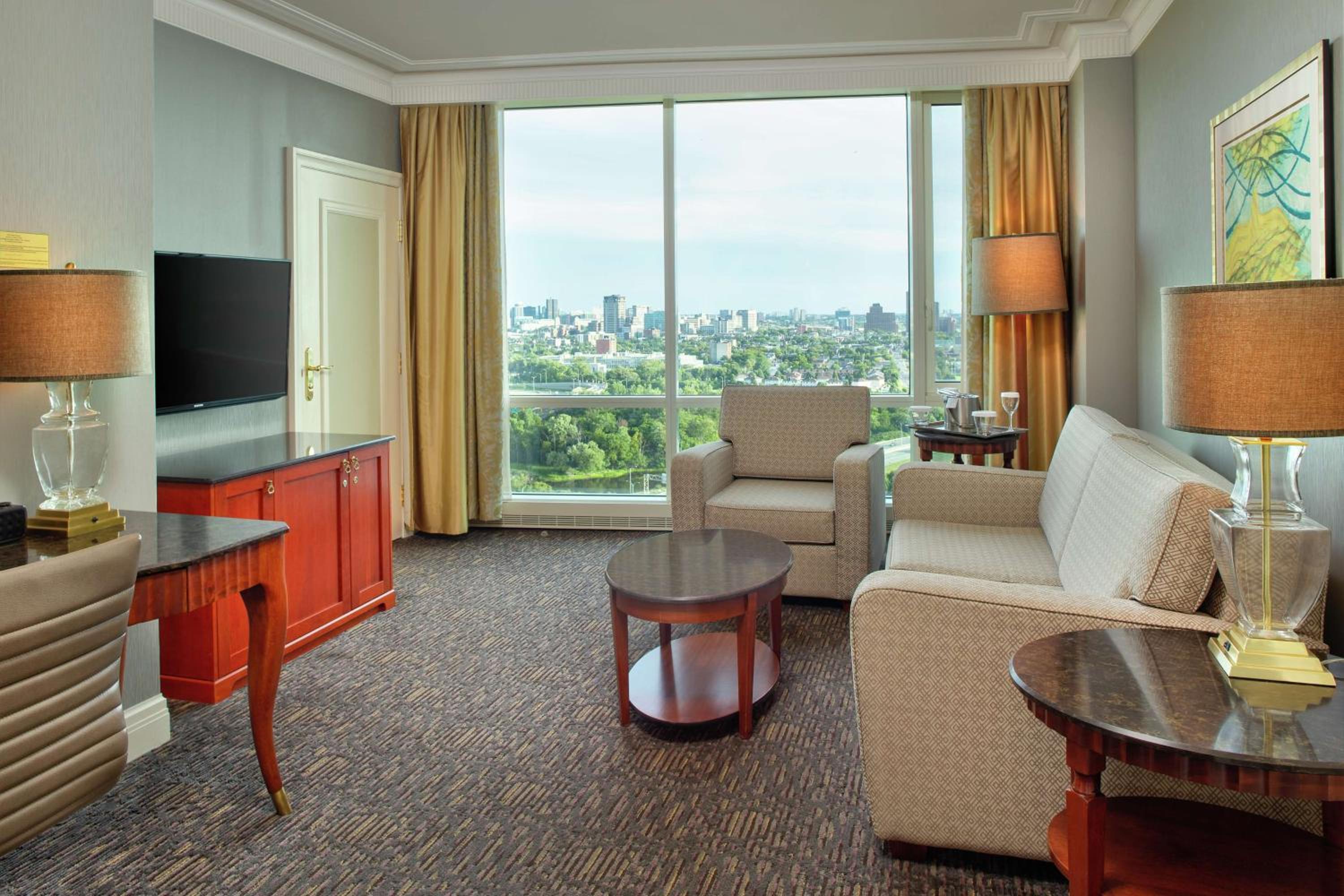 Executive King Suite with Whirlpool