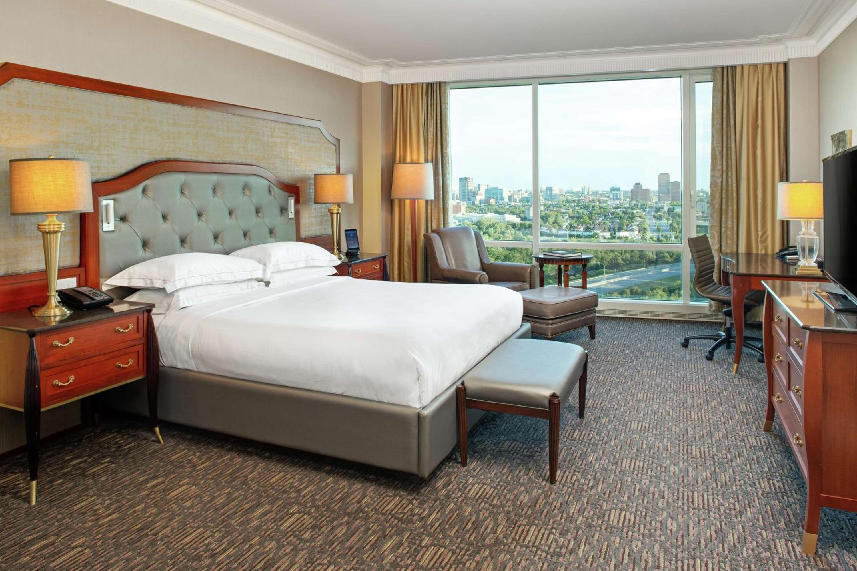 Executive King Room - Disability Access - Photo 1