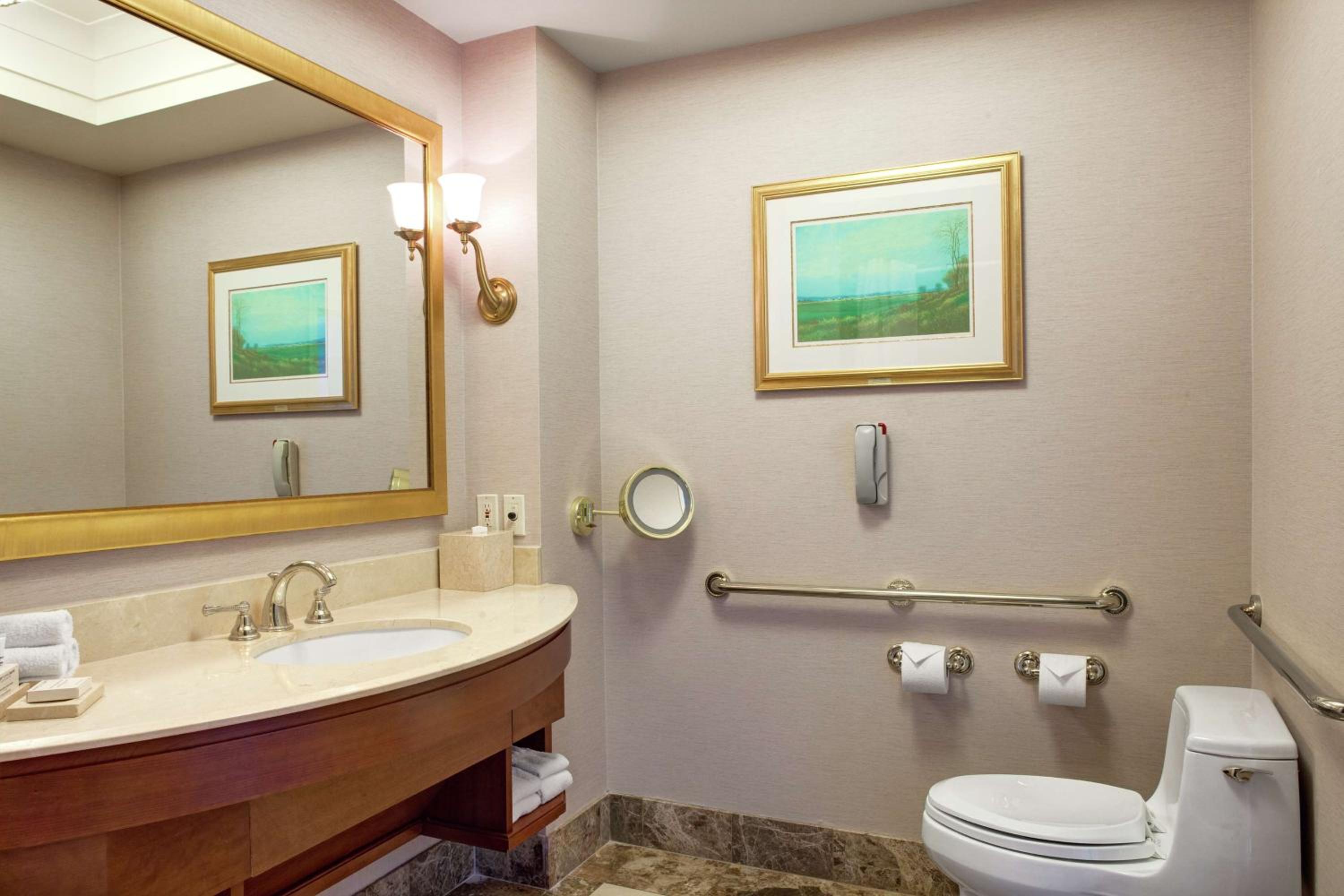 King Room - Disability Access - Photo 2