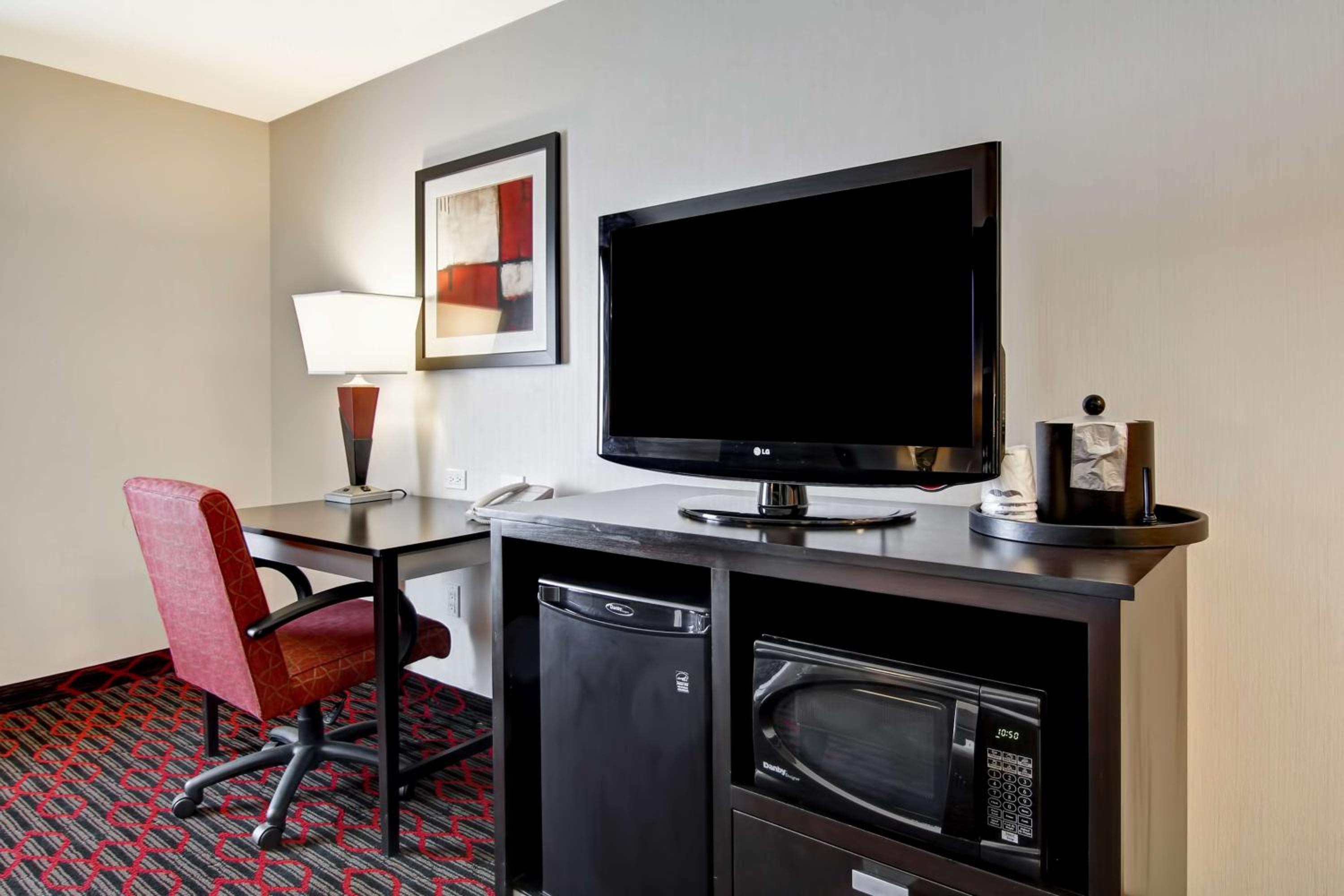 King Room - Disability Access/Non-Smoking - Photo 2