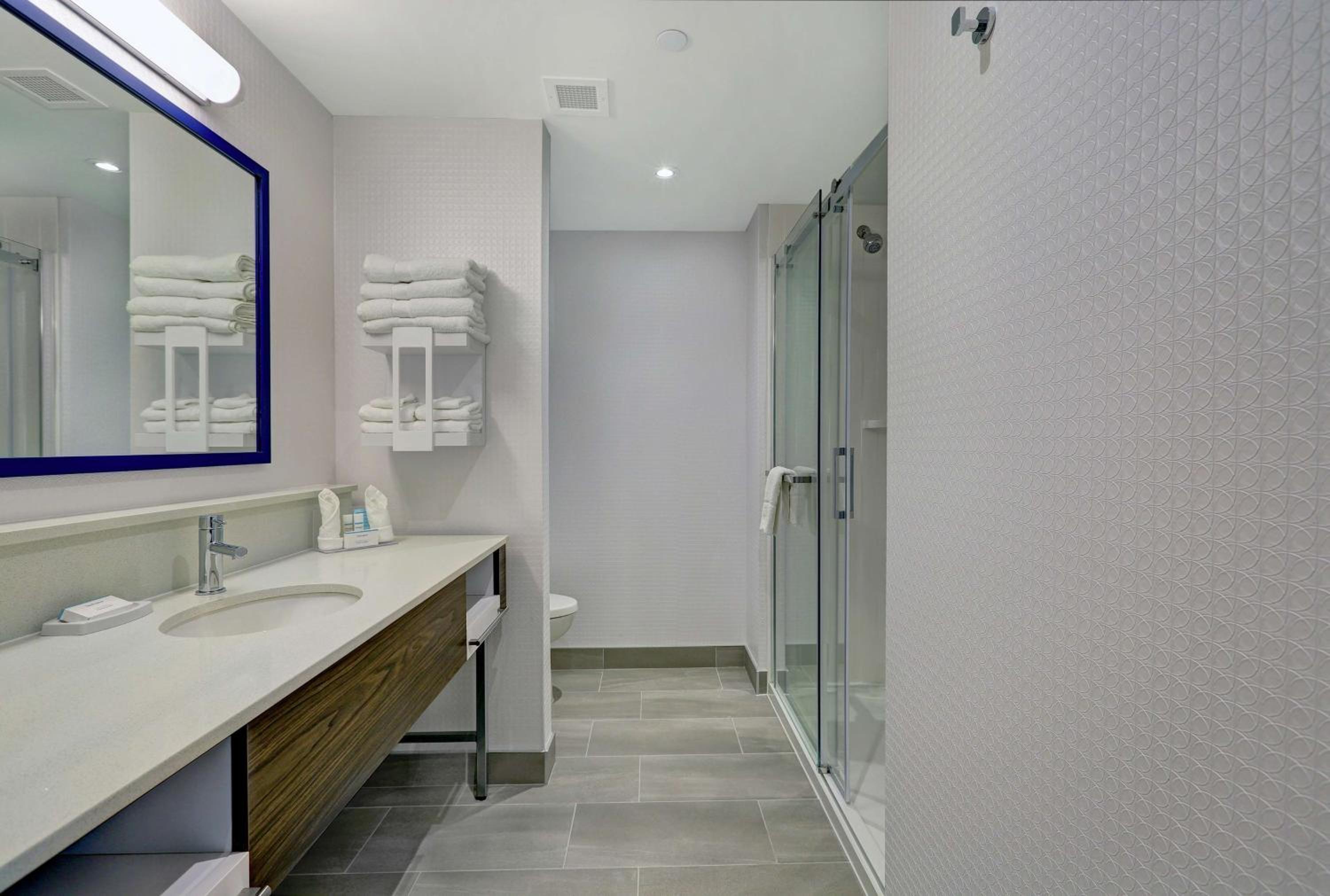 King Studio Suite - Non Smoking - Photo 3