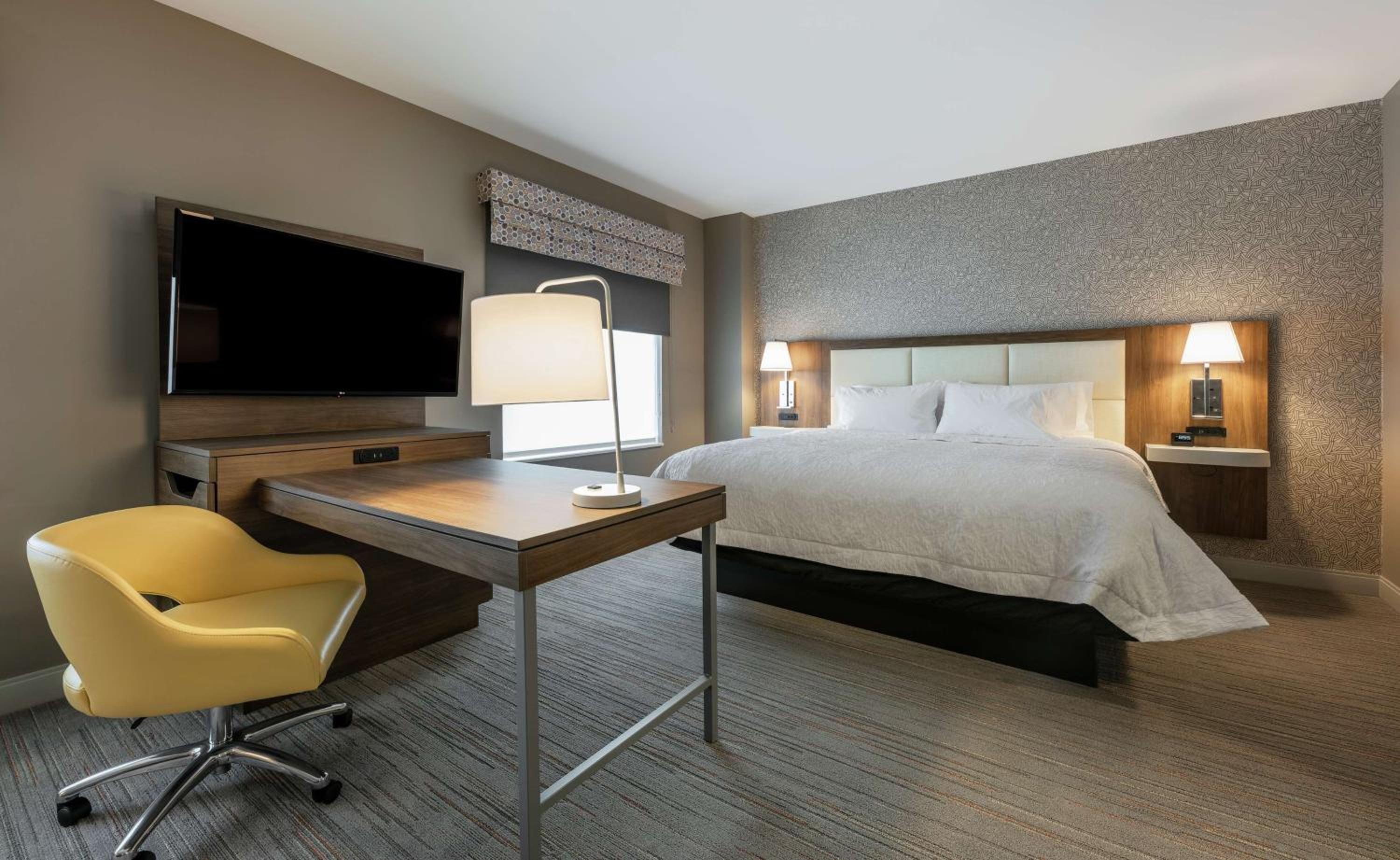 King Studio Suite - Non-Smoking - Photo 1
