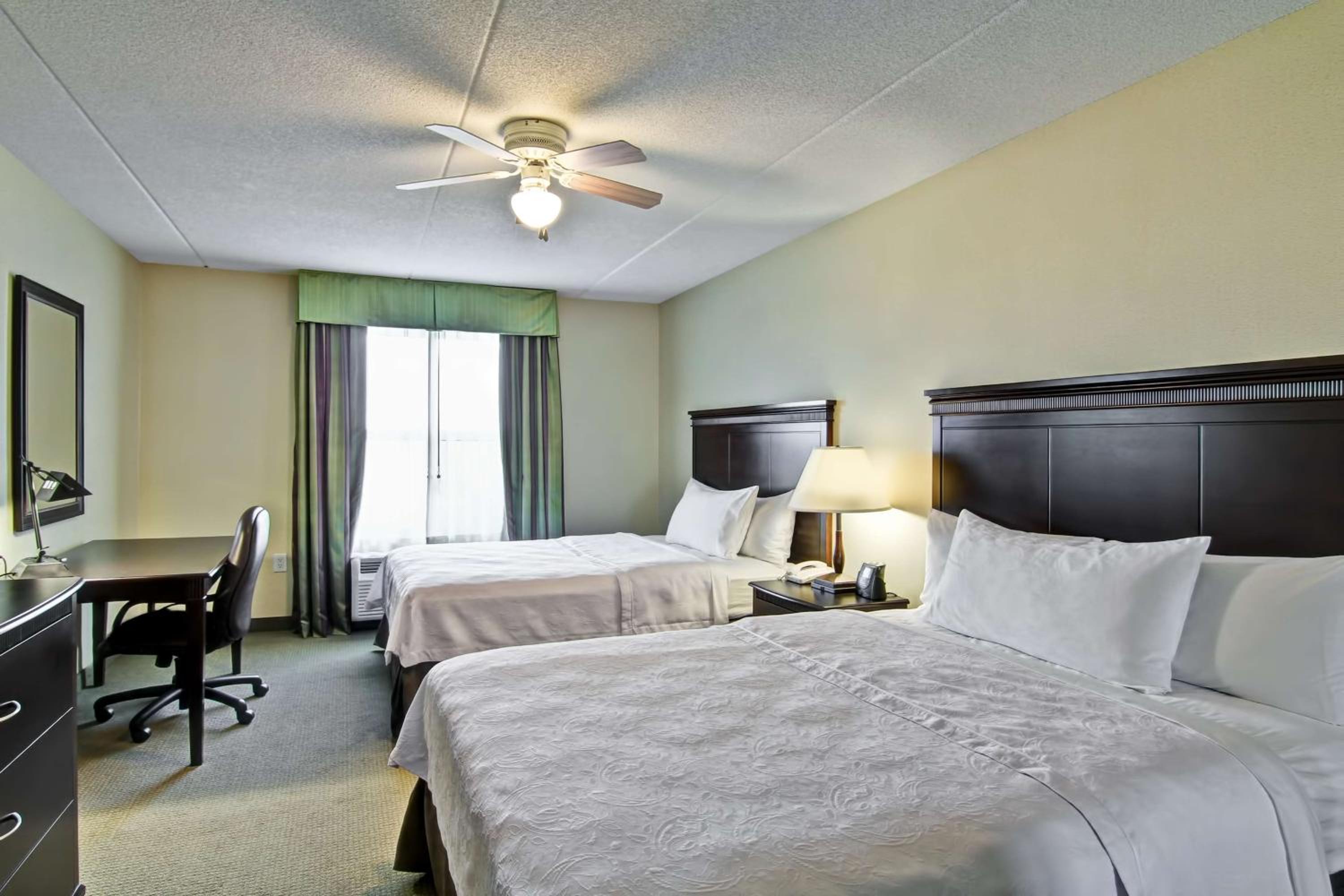 One-Bedroom Suite with Two Queen Beds - Disability Access/Non-Smoking  - Photo 1
