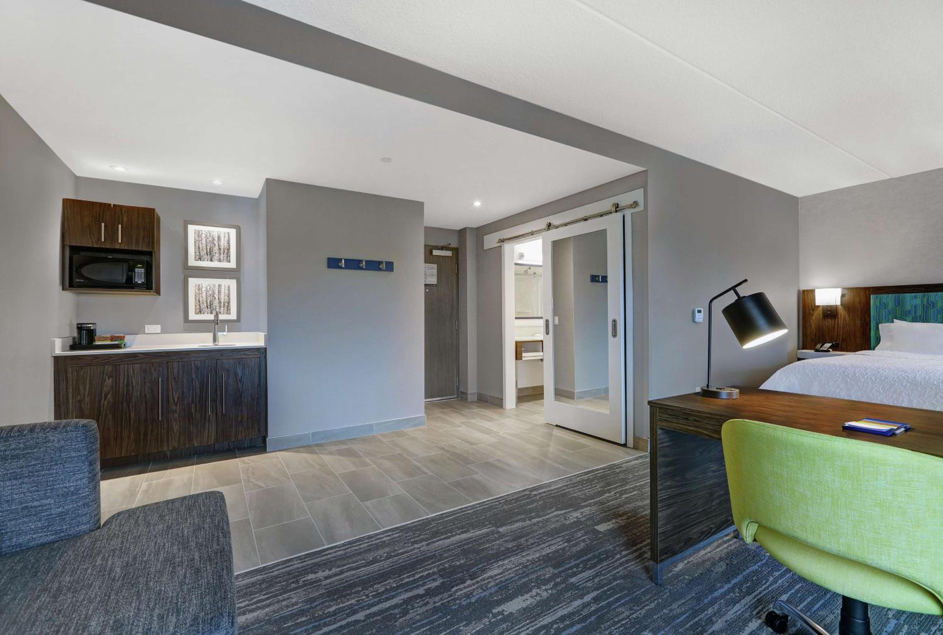 King Studio Suite - Non Smoking - Photo 2