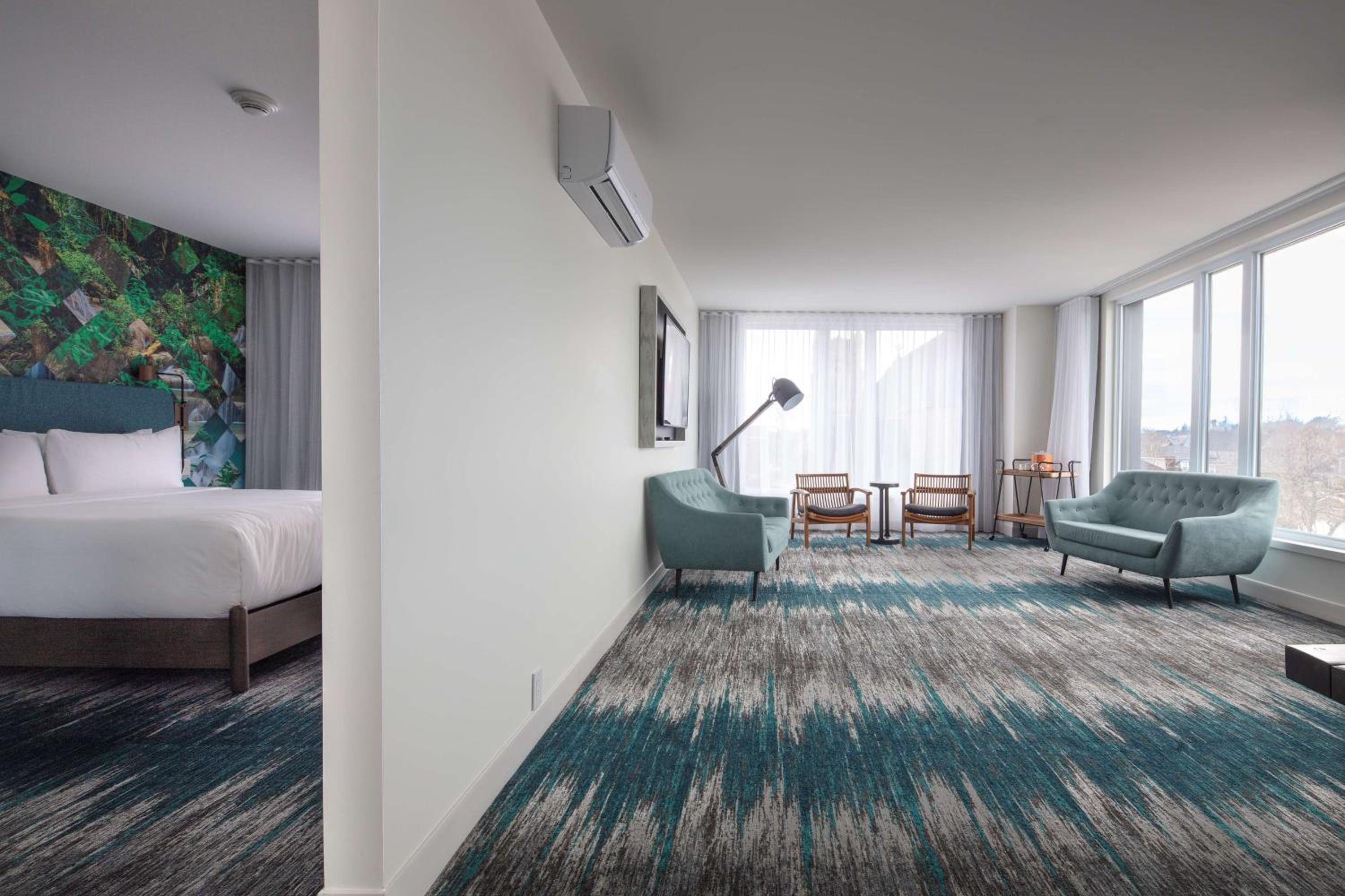 Two Room King Suite with Balcony - Photo 2