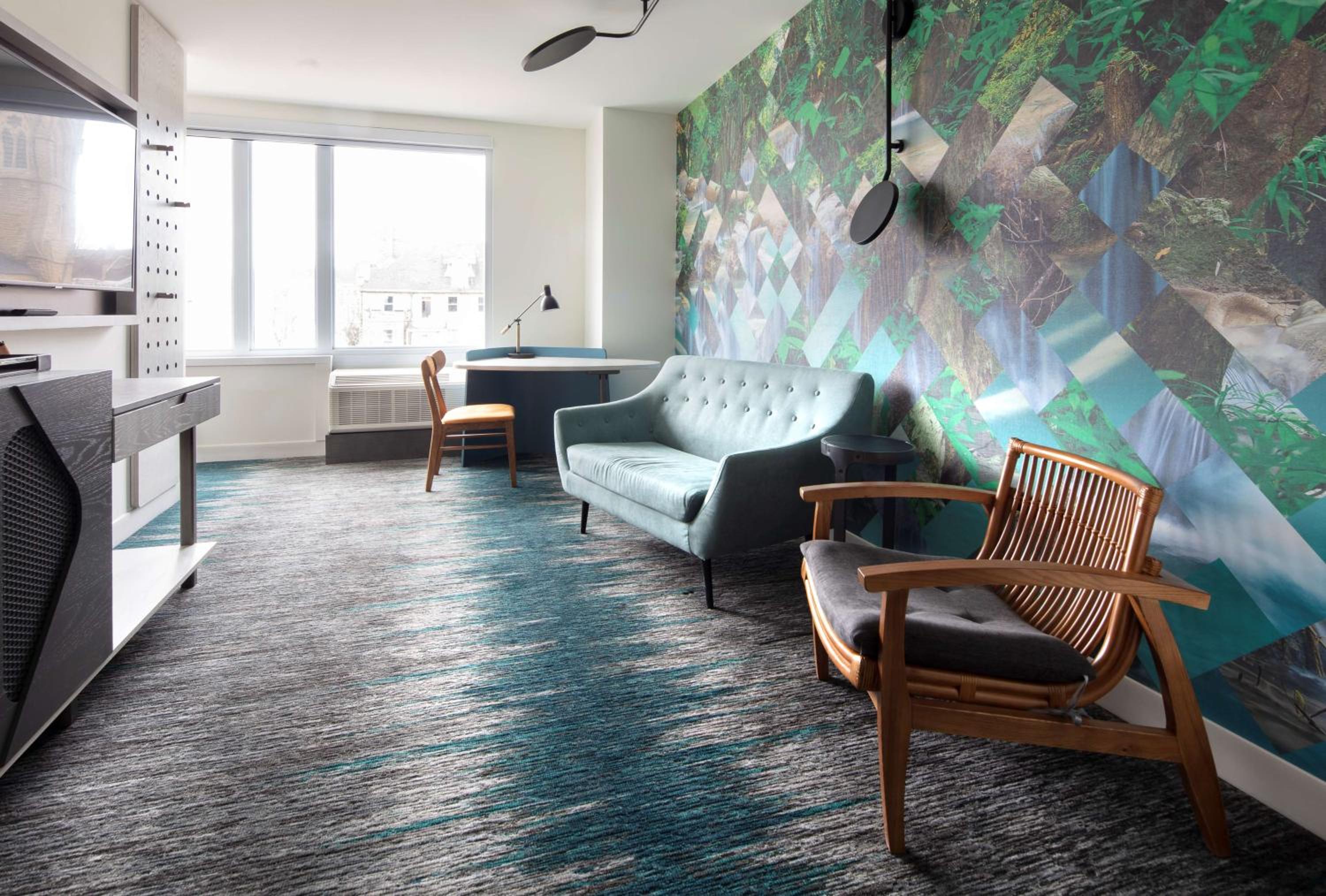 Junior King Suite - Photo 3