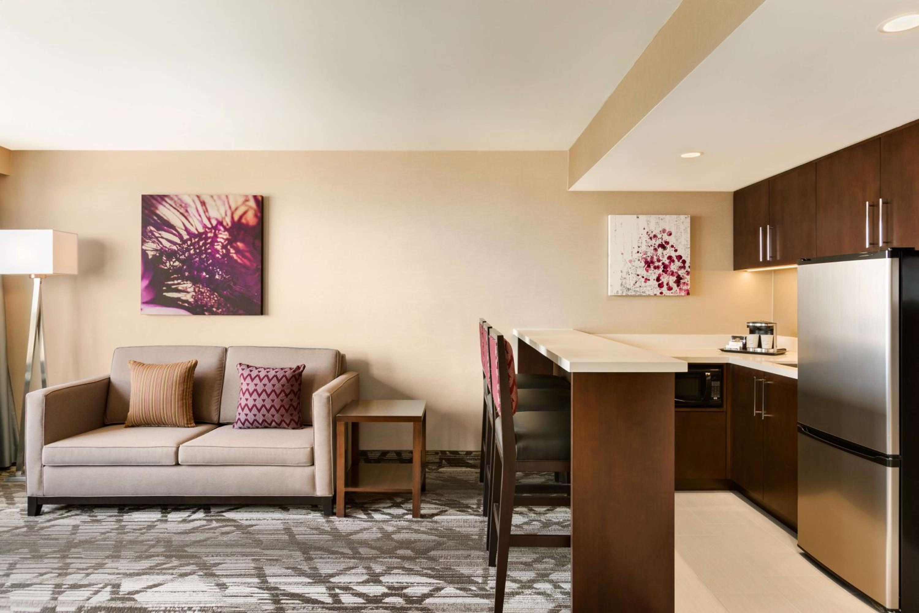 King Studio Suite