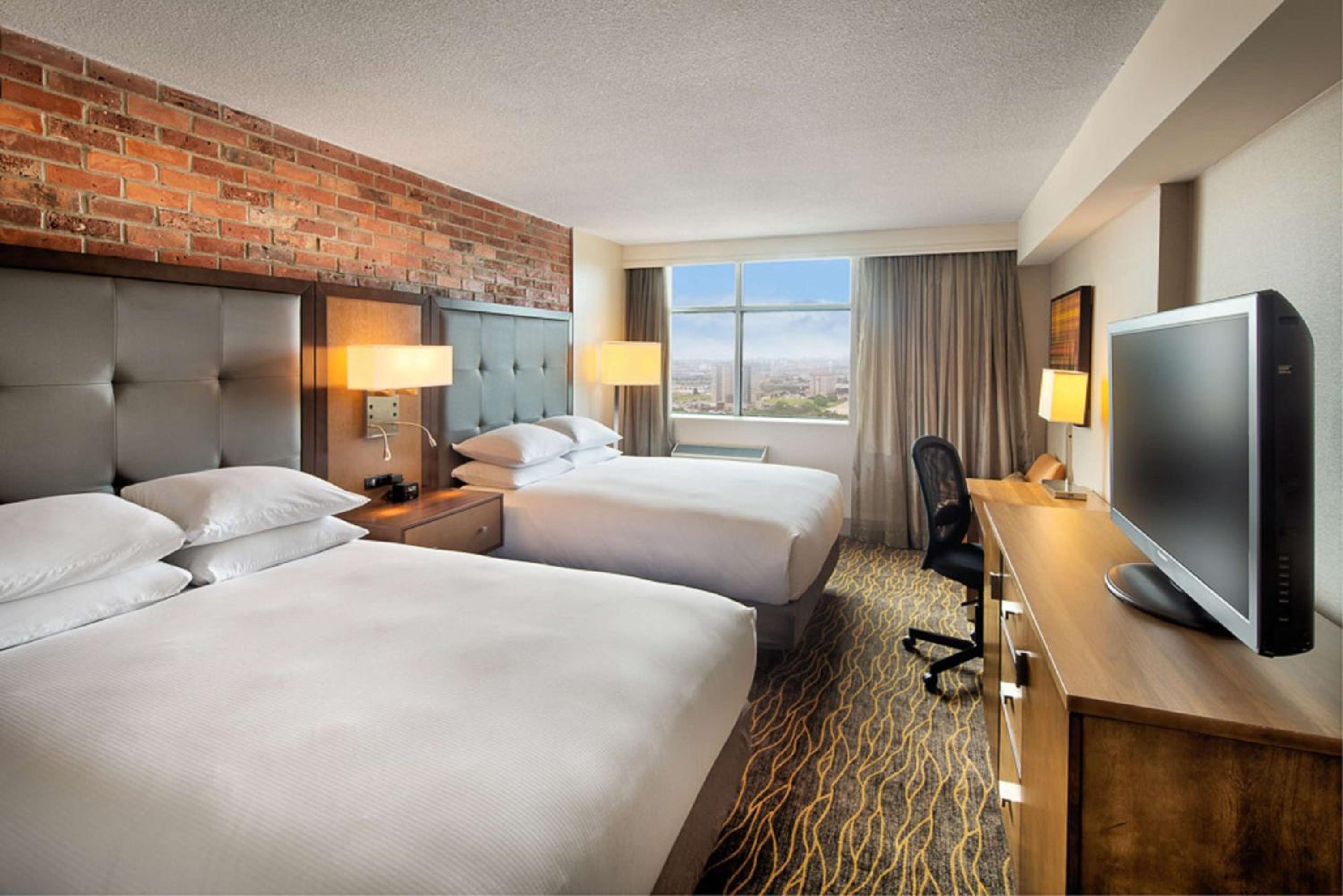 Queen Room with Two Queen Beds - Photo 1