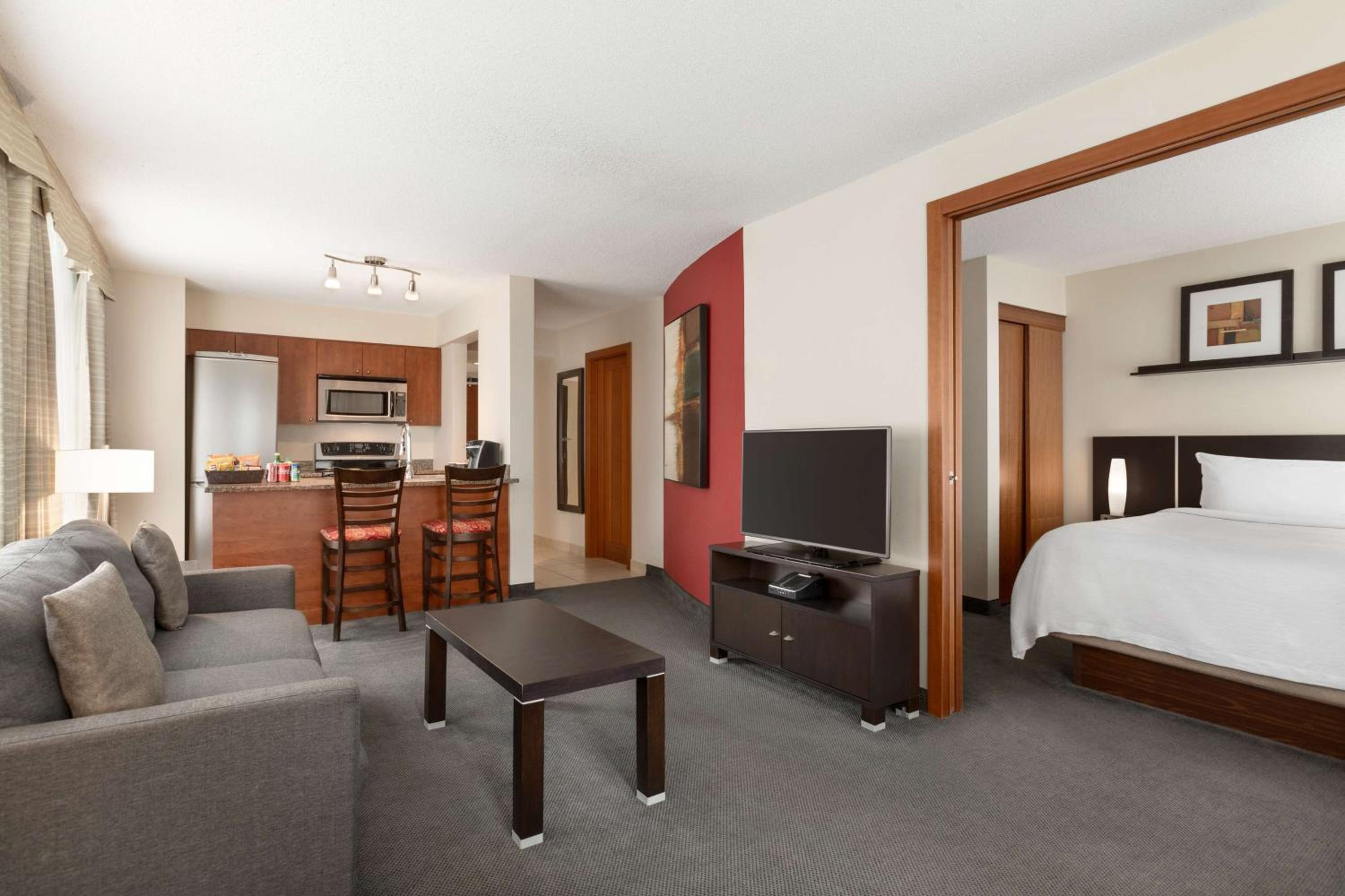 Premium King Suite