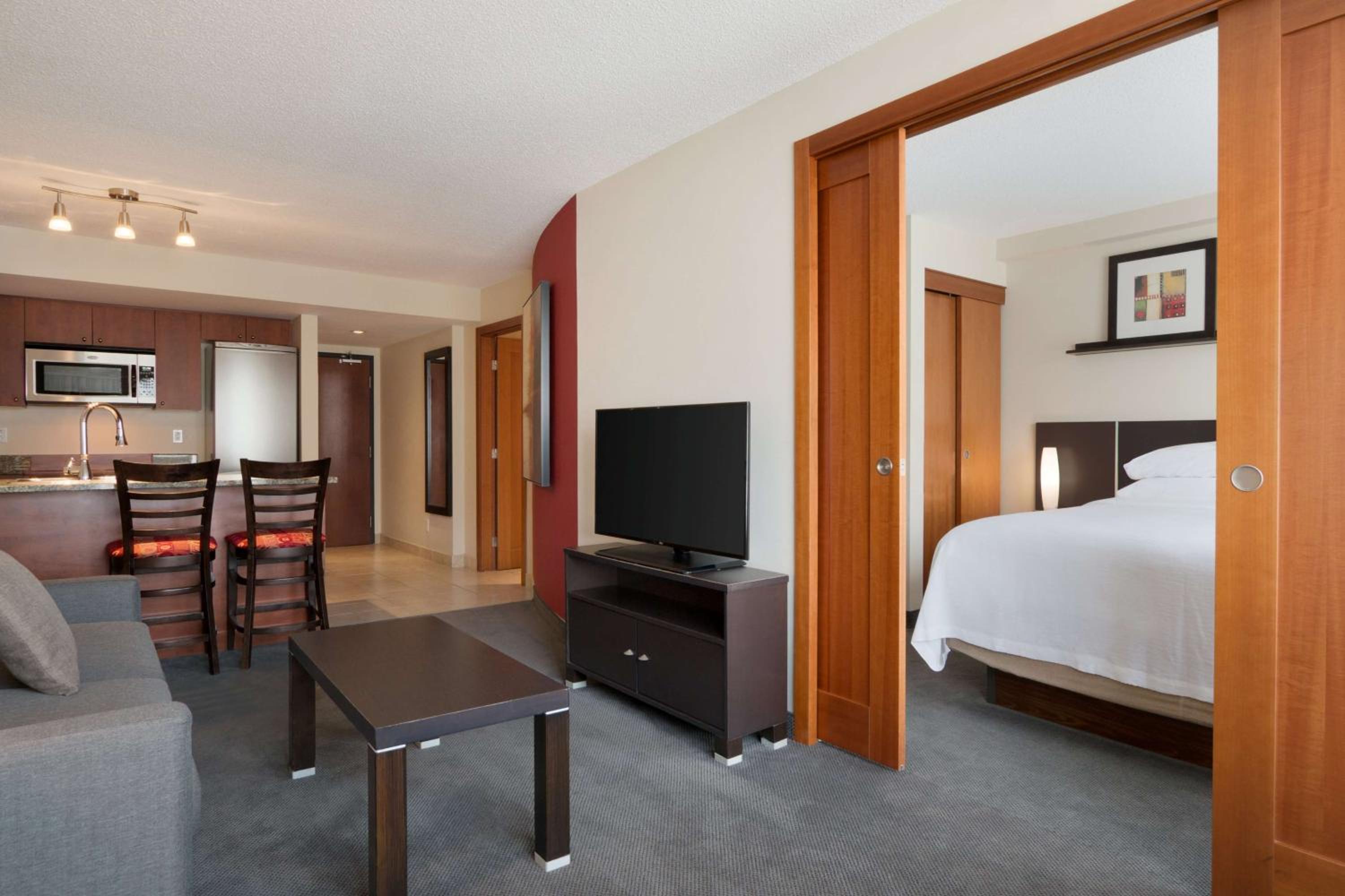 Two-Room Suite with Two Double Beds - Photo 1