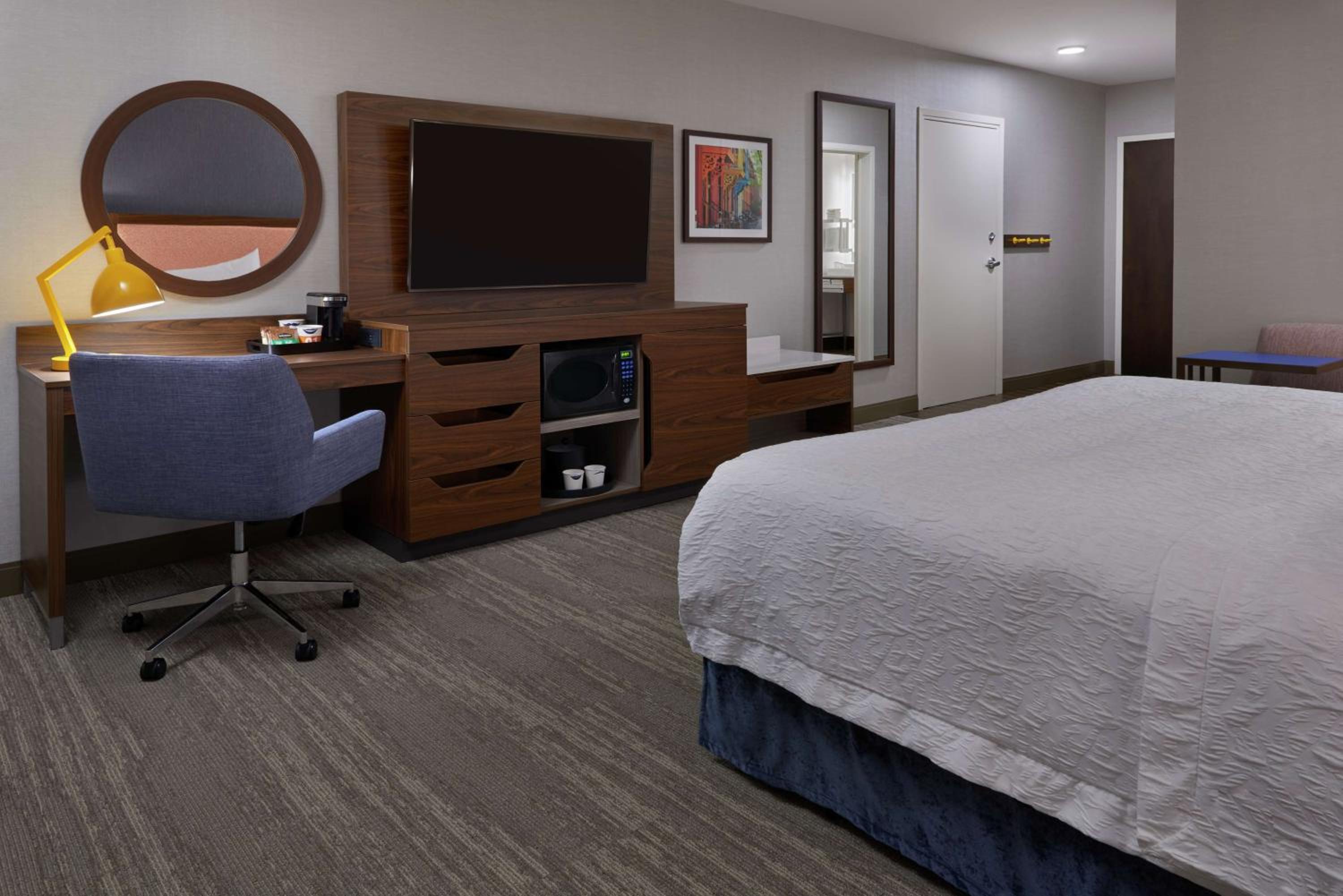 King Room - Disability Access/Non-Smoking - Photo 2