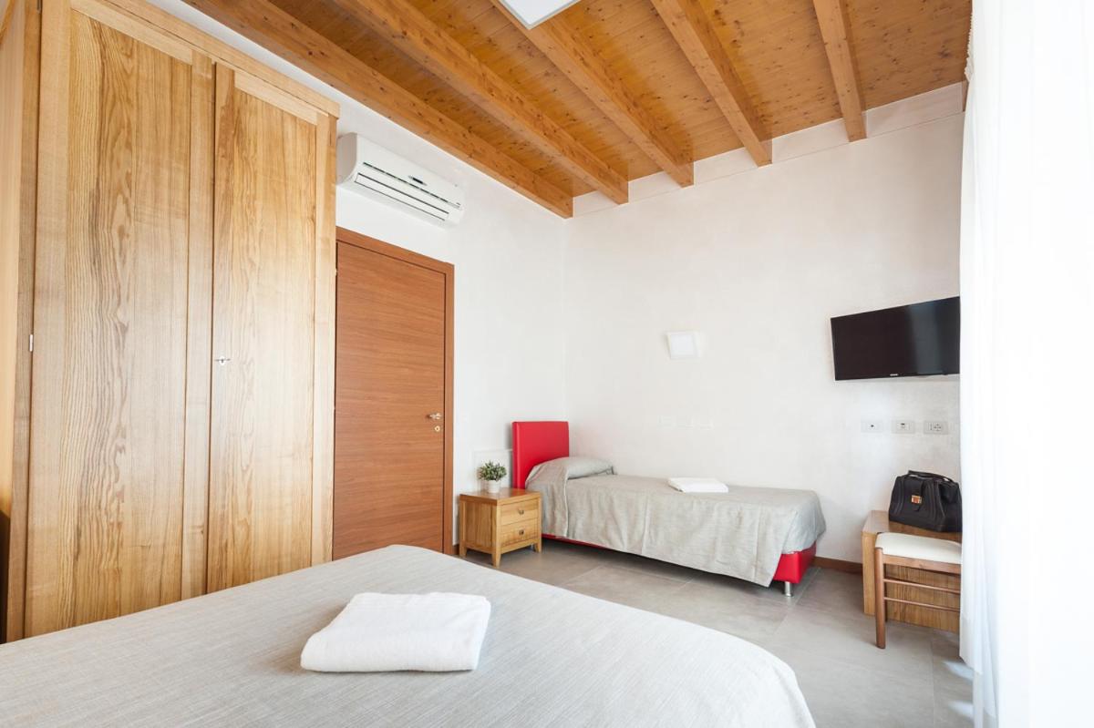 Twin Room photo 1
