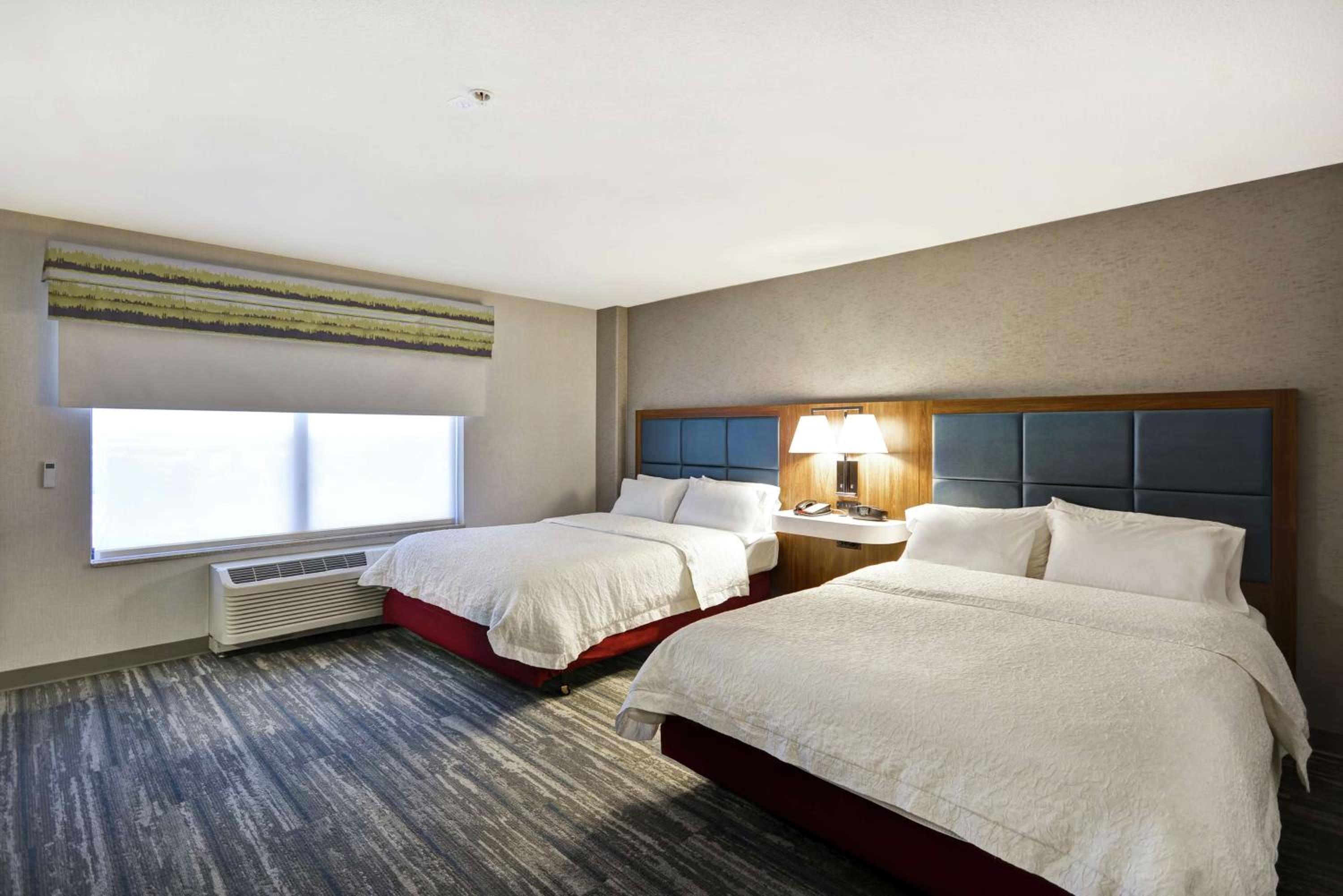 Queen Room with Two Queen Beds - Mobility and Hearing Access/Non-Smoking - Photo 3
