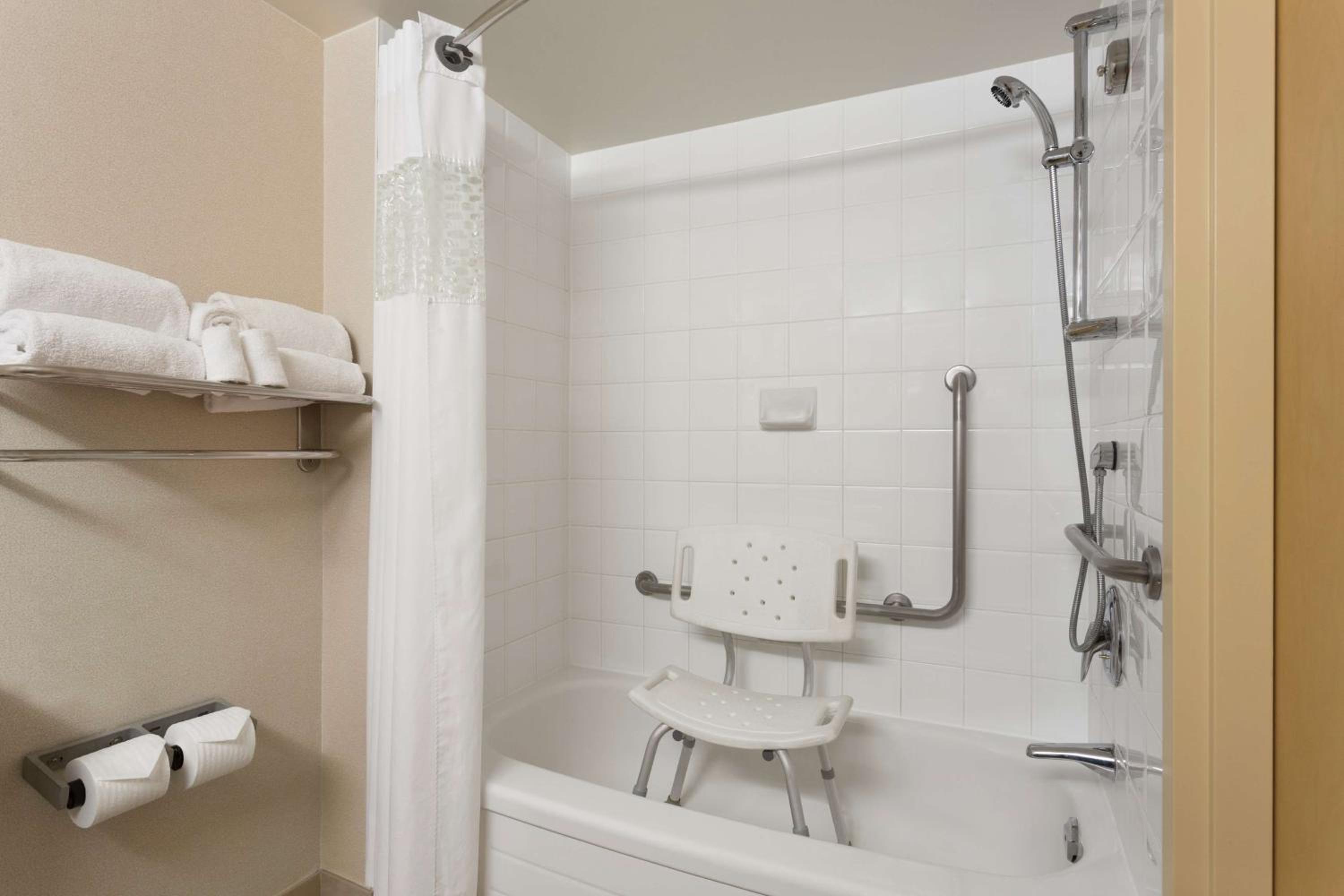 King Room - Disability Access/Non-Smoking