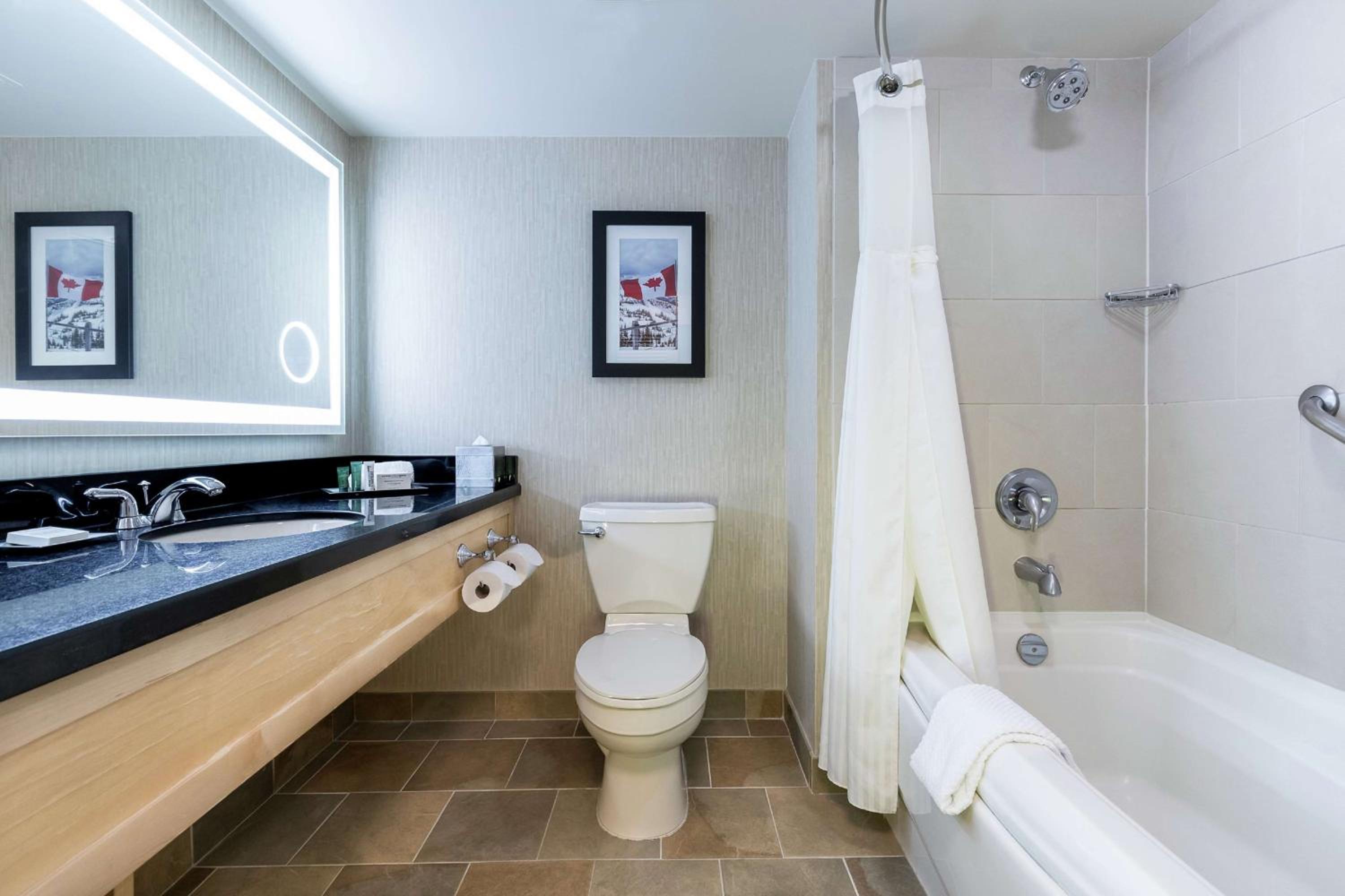 Superior Room with Two Double Beds - Photo 8