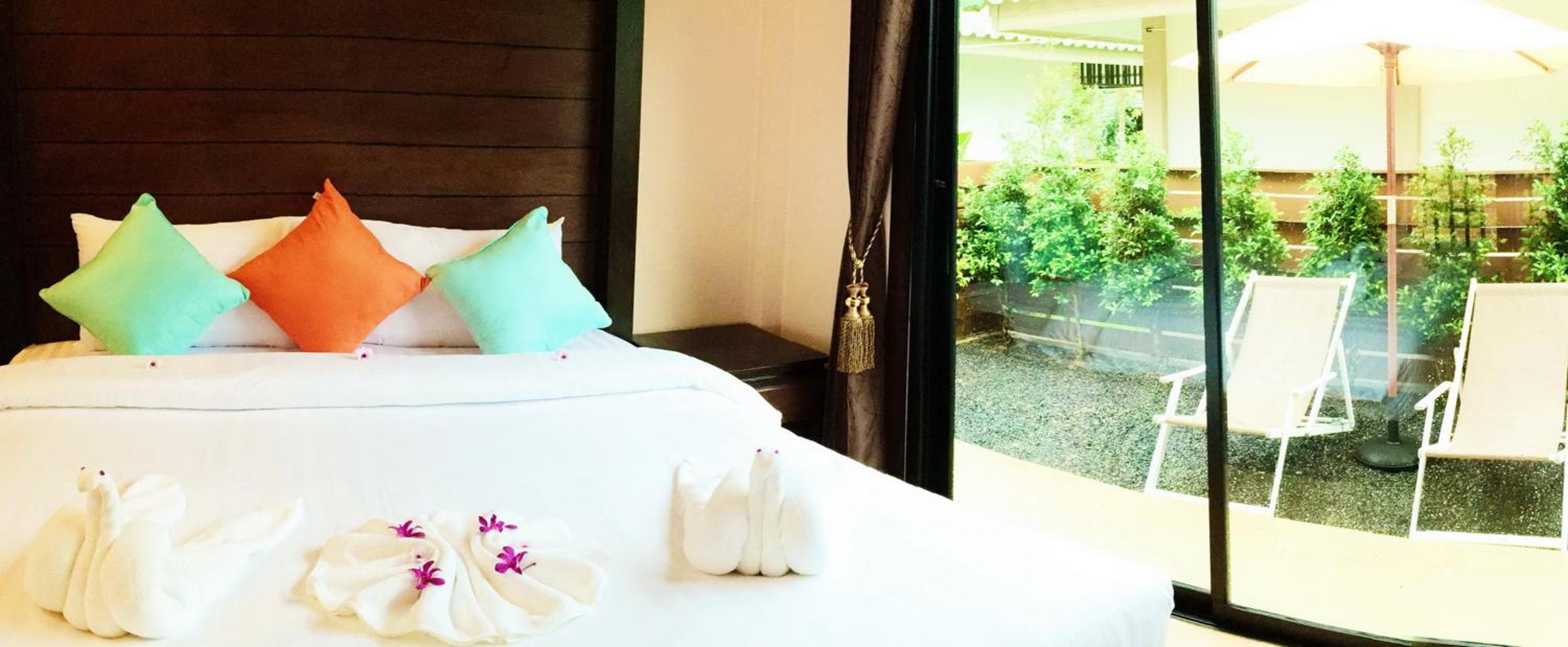 Deluxe Double Room - Photo 13