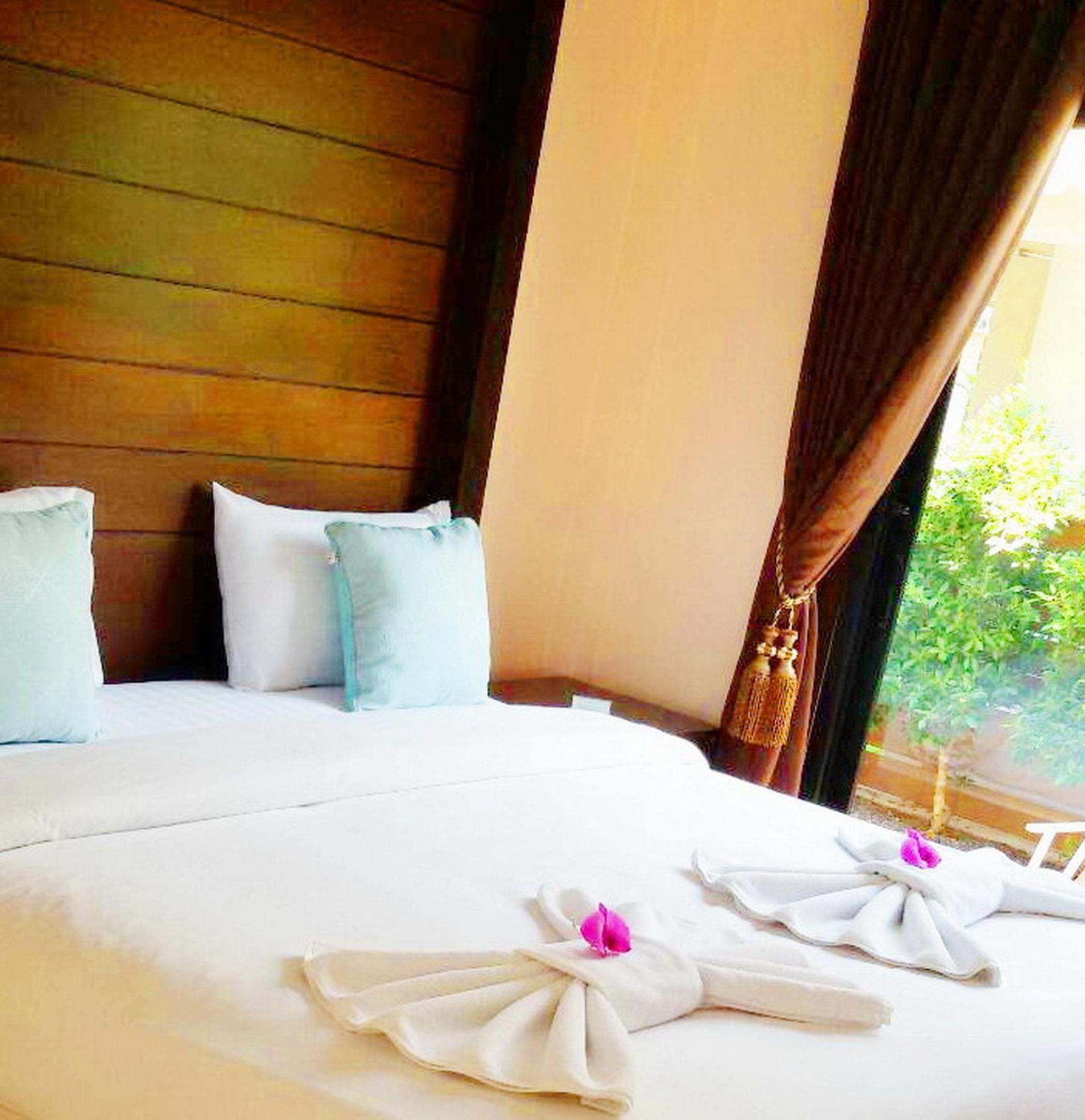 Deluxe Double Room - Photo 18