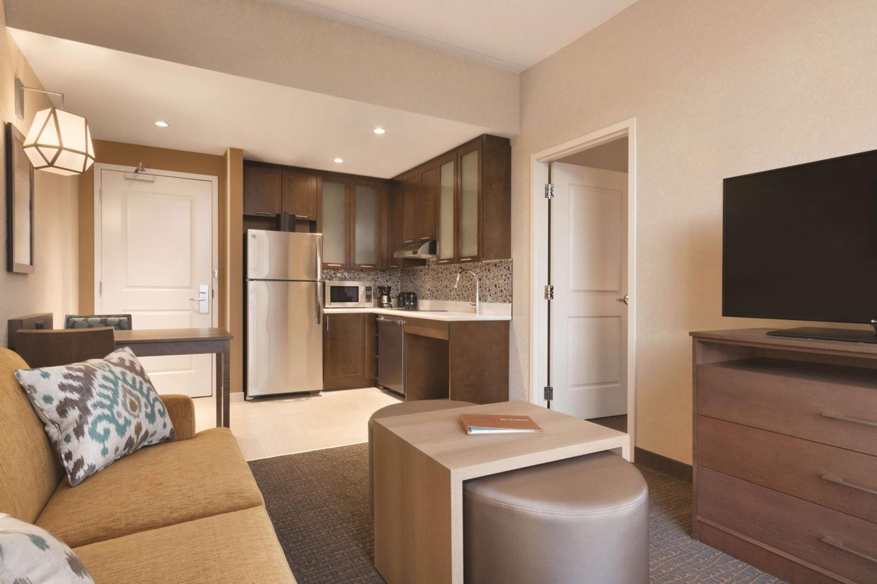 Queen Room with Two Queen Beds - Mobility/Hearing Access - Non-Smoking