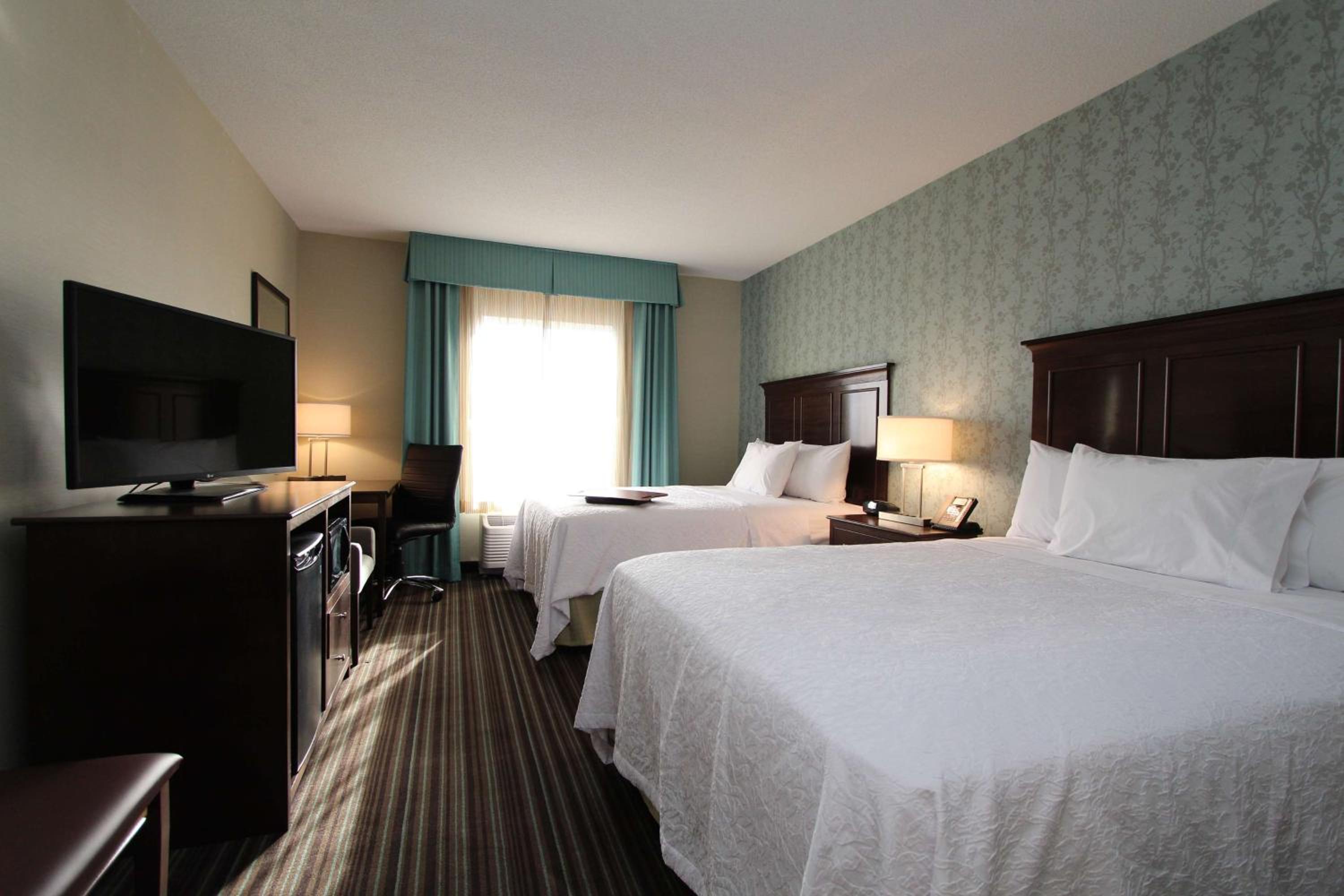 Queen Room with Two Queen Beds - Mobility and Hearing Access/Non-Smoking