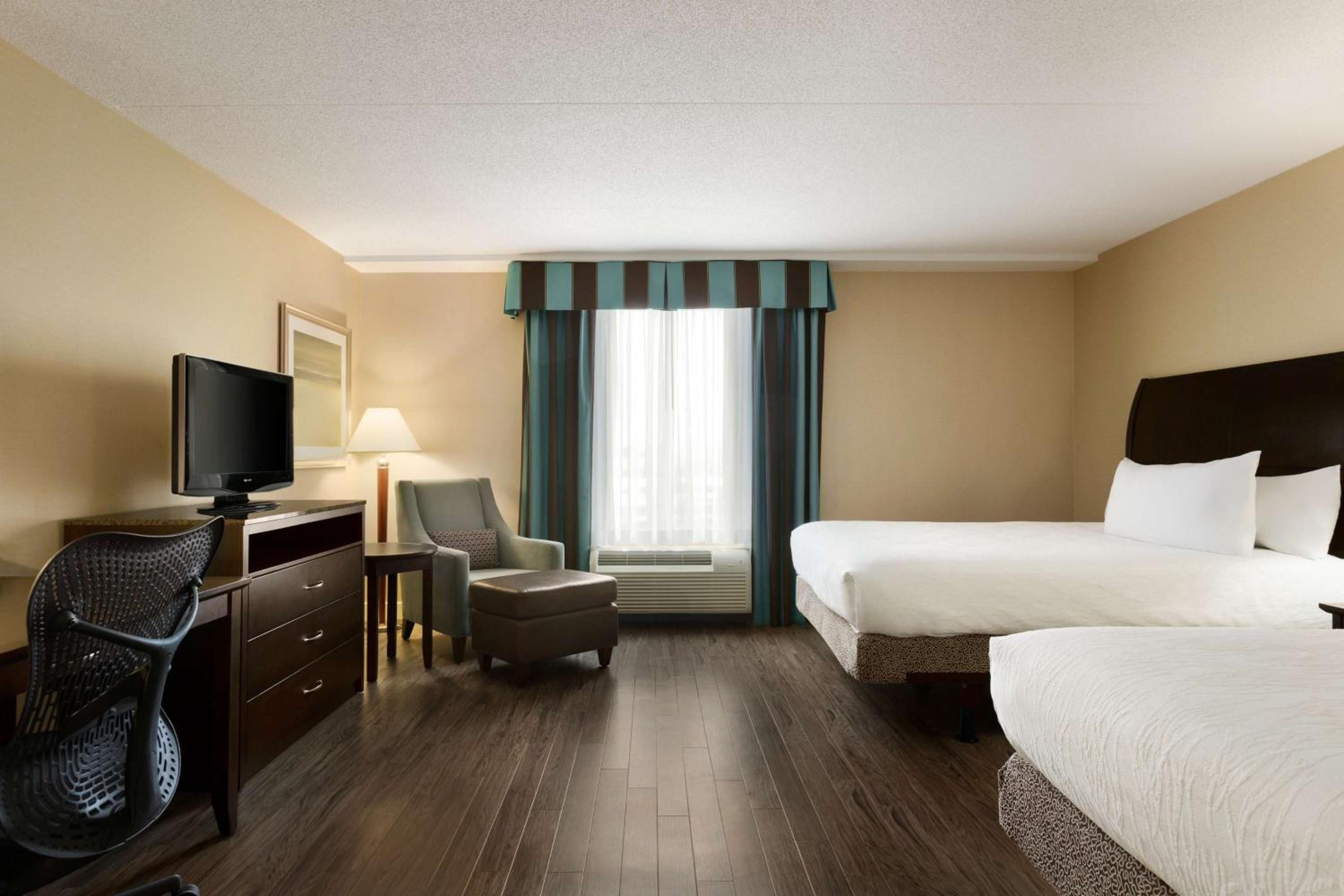 Queen Room With Two Queen Beds