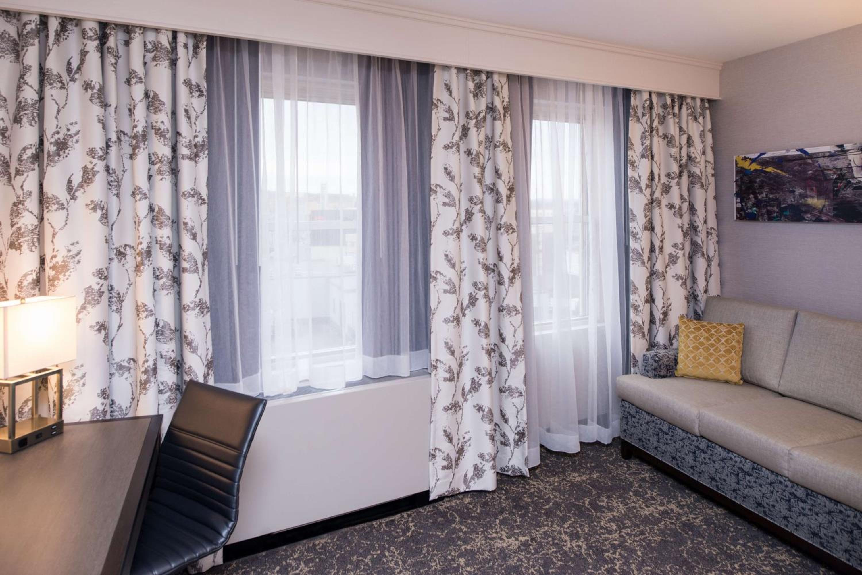 King Studio Suite - Photo 5