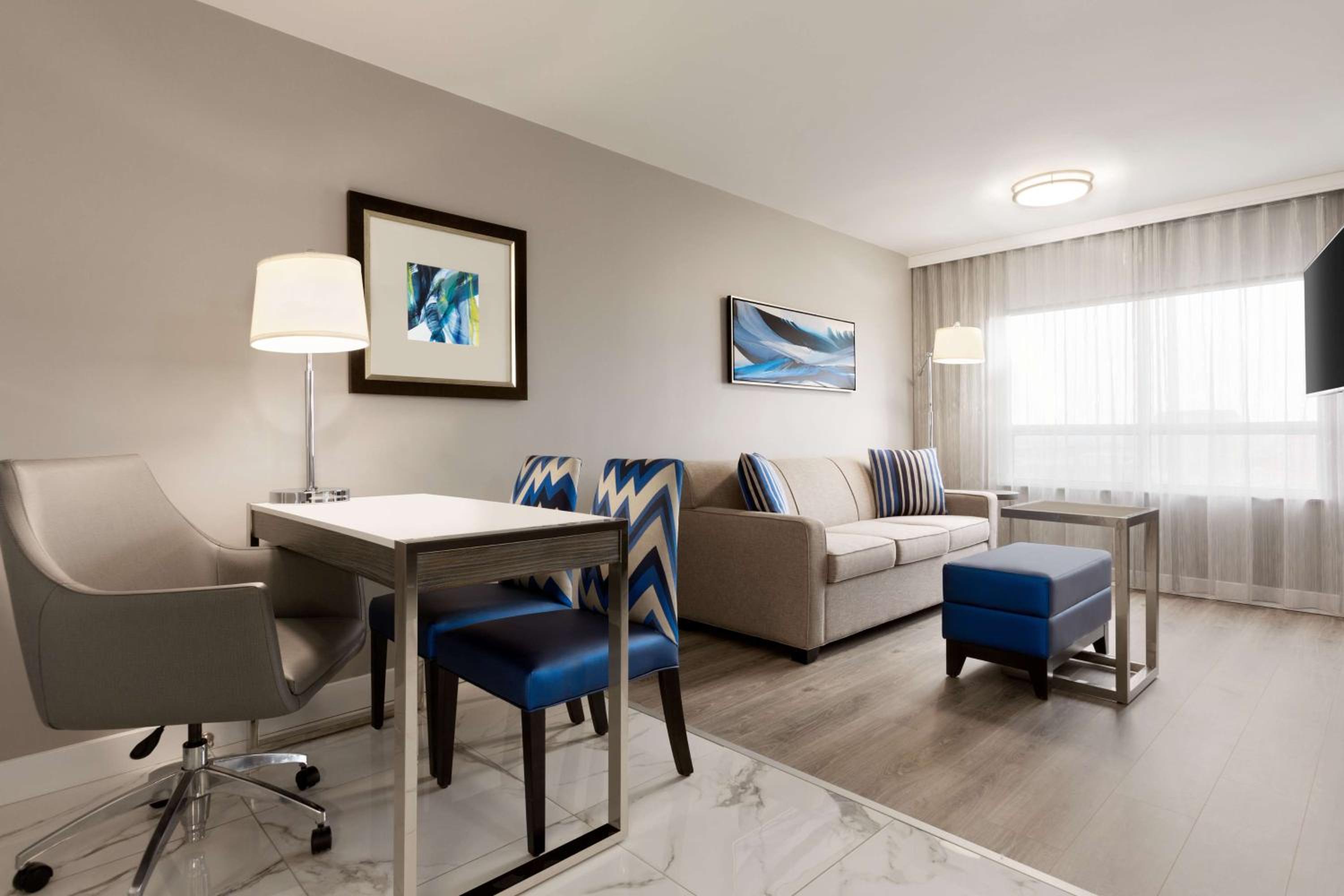 Two-Room King Suite - Photo 1