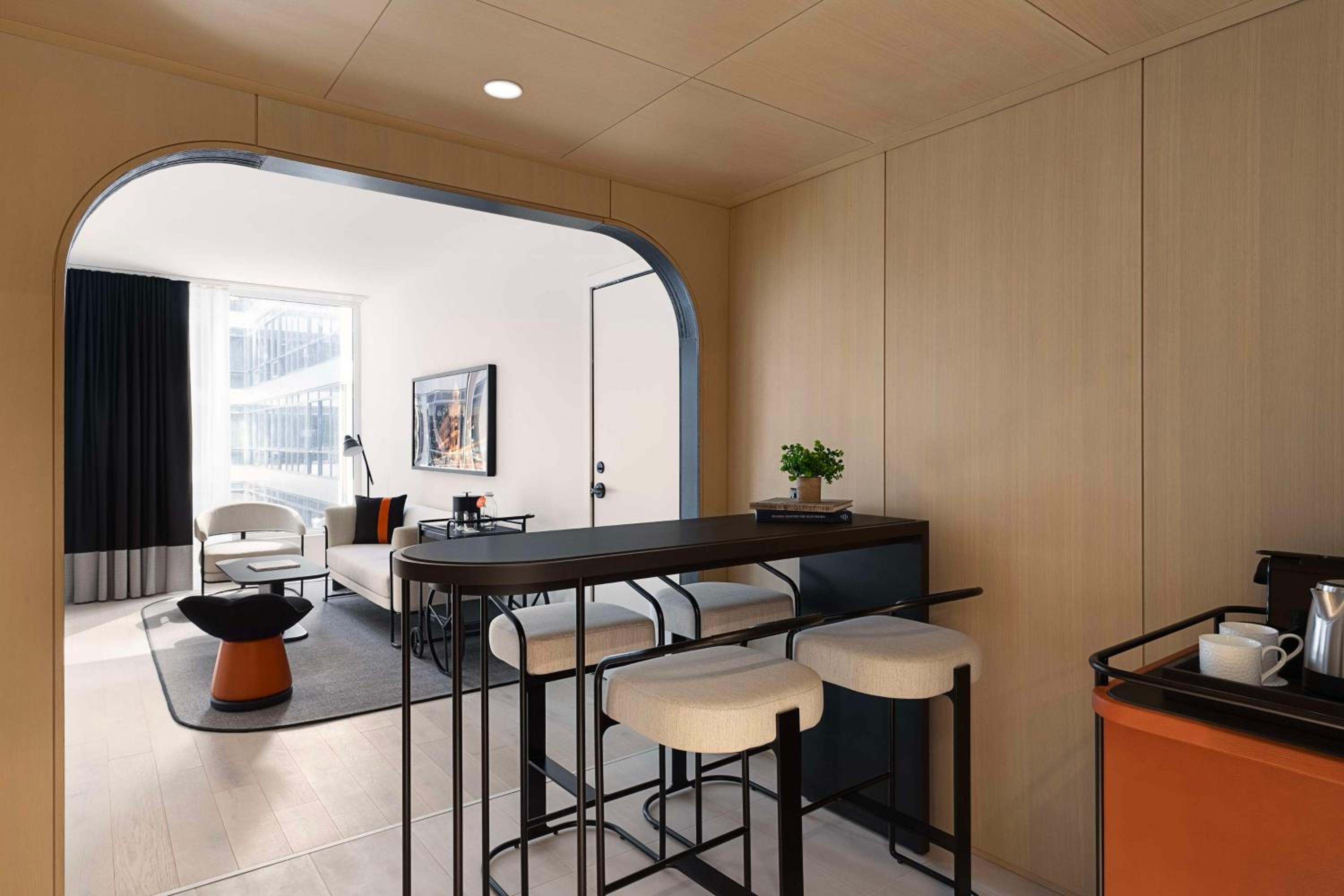 One-Bedroom King Suite - Photo 2