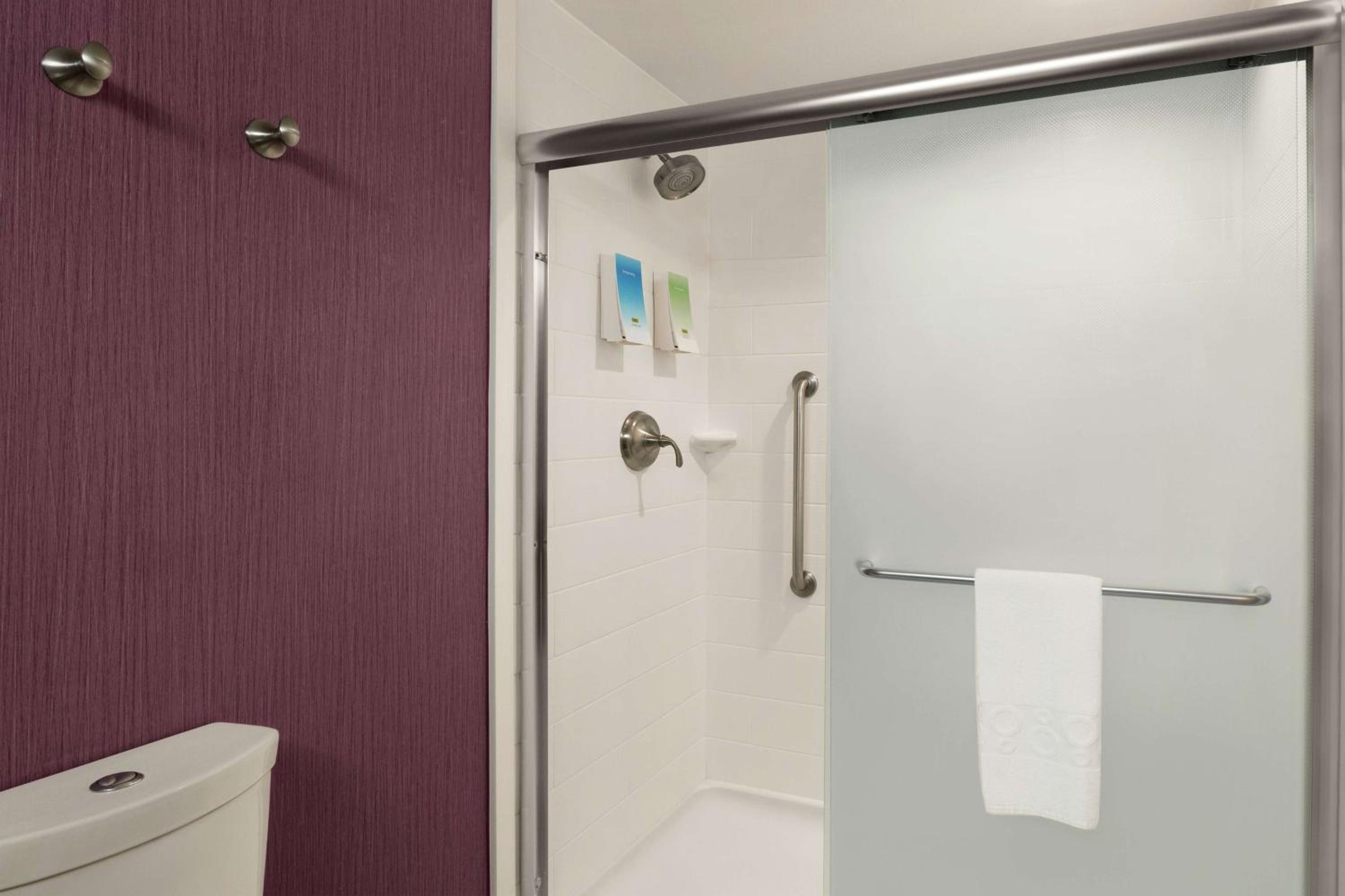 King Studio Suite - Hearing Access/Non-Smoking