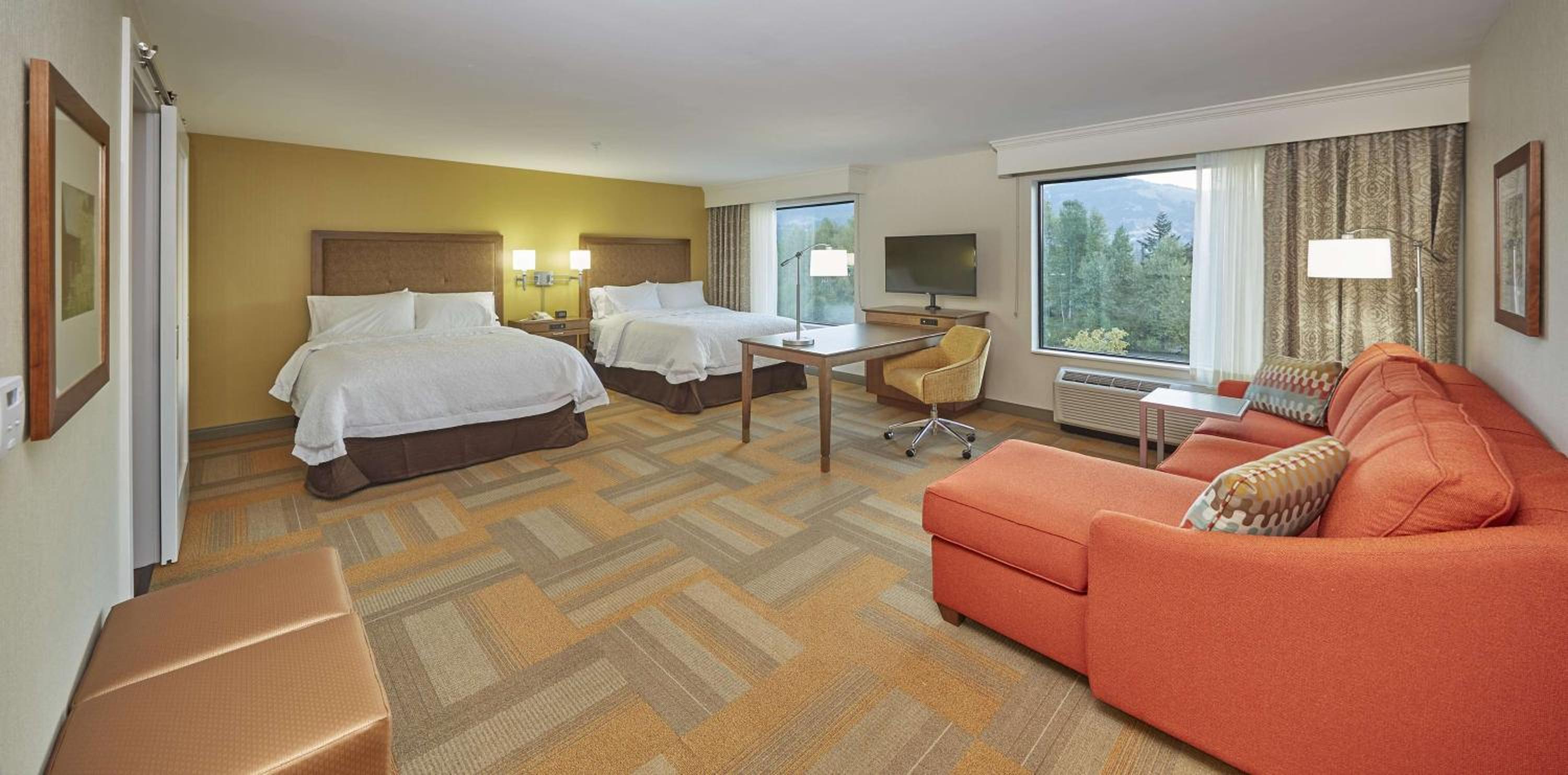 Queen Room with Two Queen Beds - Hearing Access/Non-Smoking photo 1