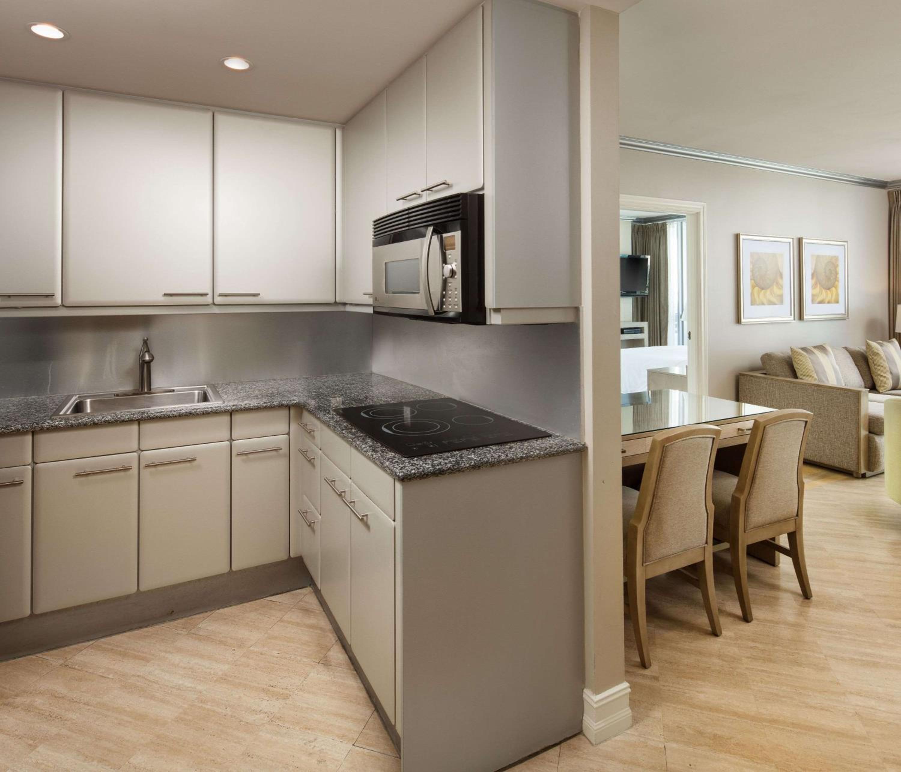 One-Bedroom King Suite with Partial Ocean View