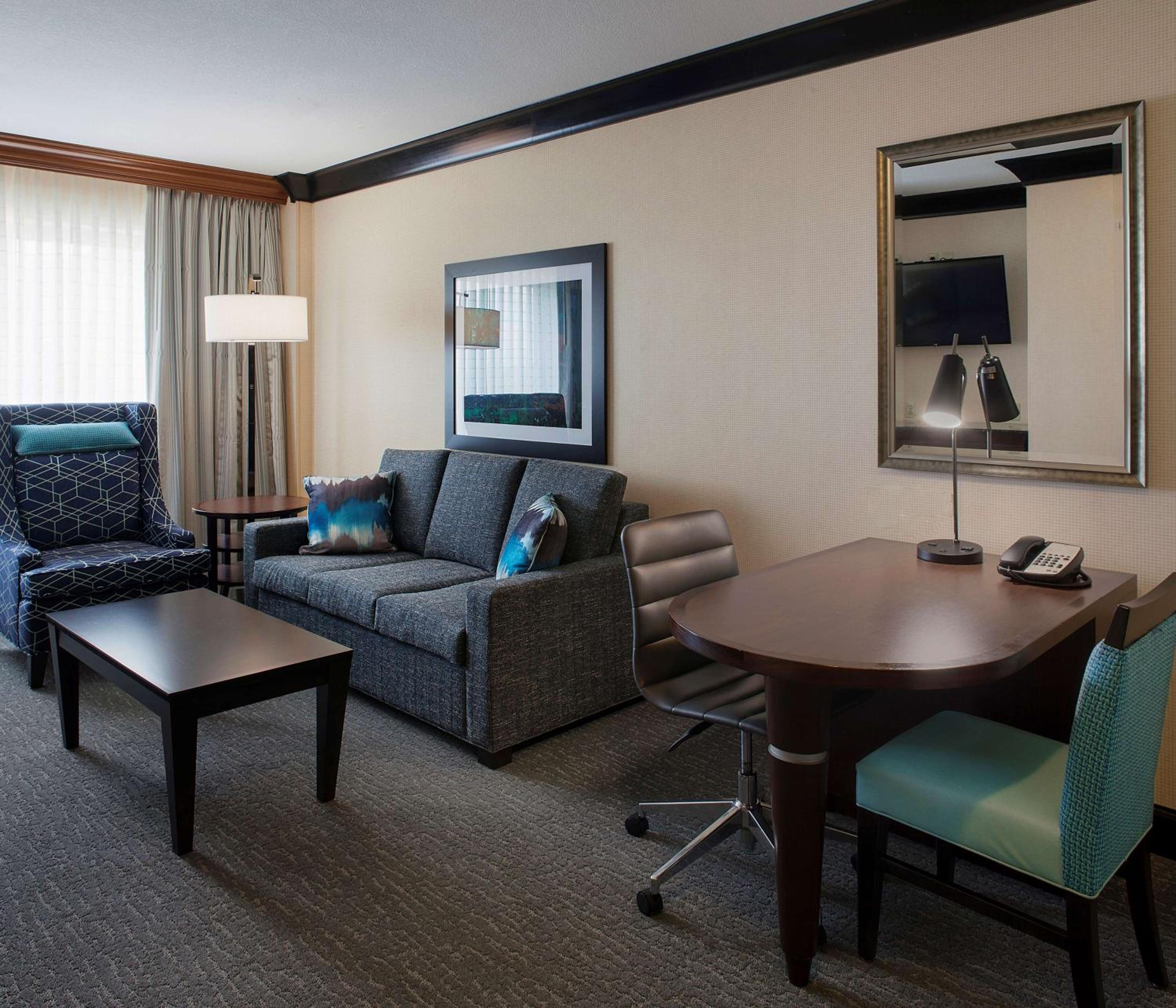 Two-Room King Suite with Sofa Bed - Photo 2